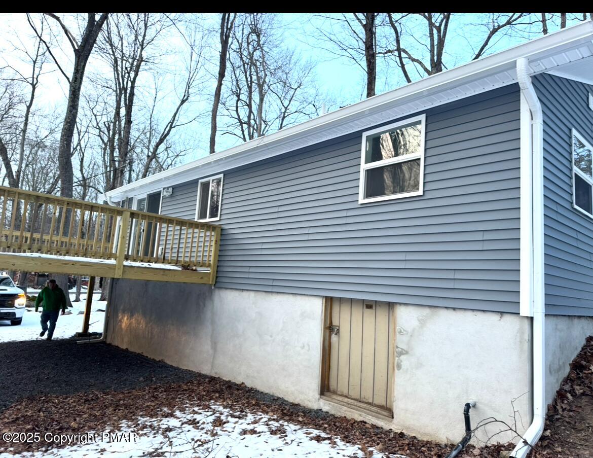 124 Tommys Lane, Pocono Lake, Pennsylvania image 4
