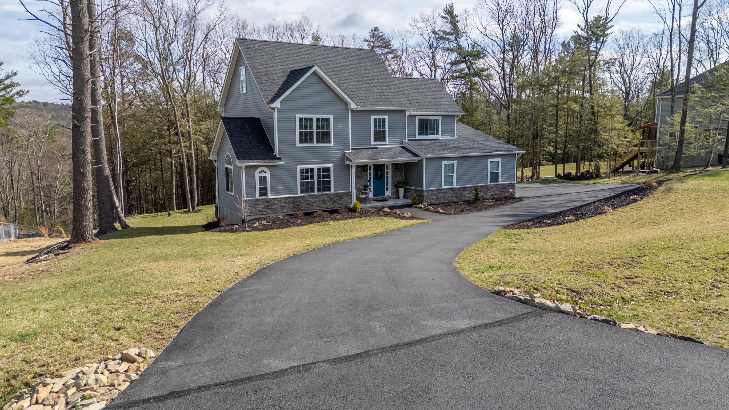 131 Chinaberry Way, Kunkletown, Pennsylvania image 4