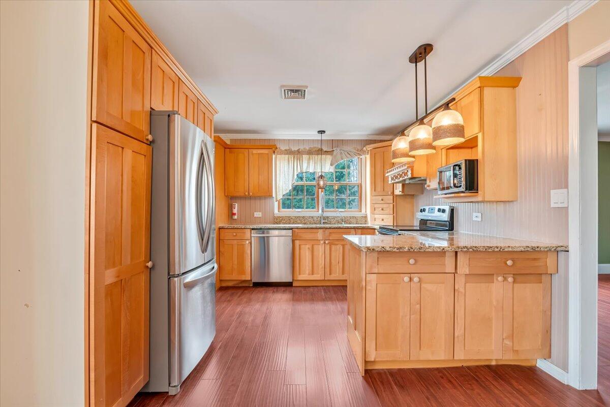 113 Hummingbird Lane, Cresco, Pennsylvania image 2