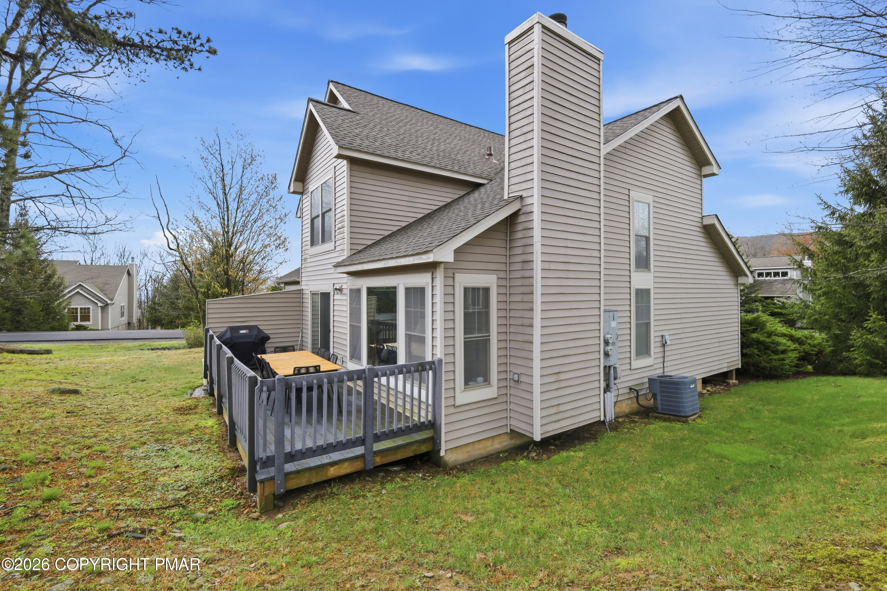 187 Hawthorne Court