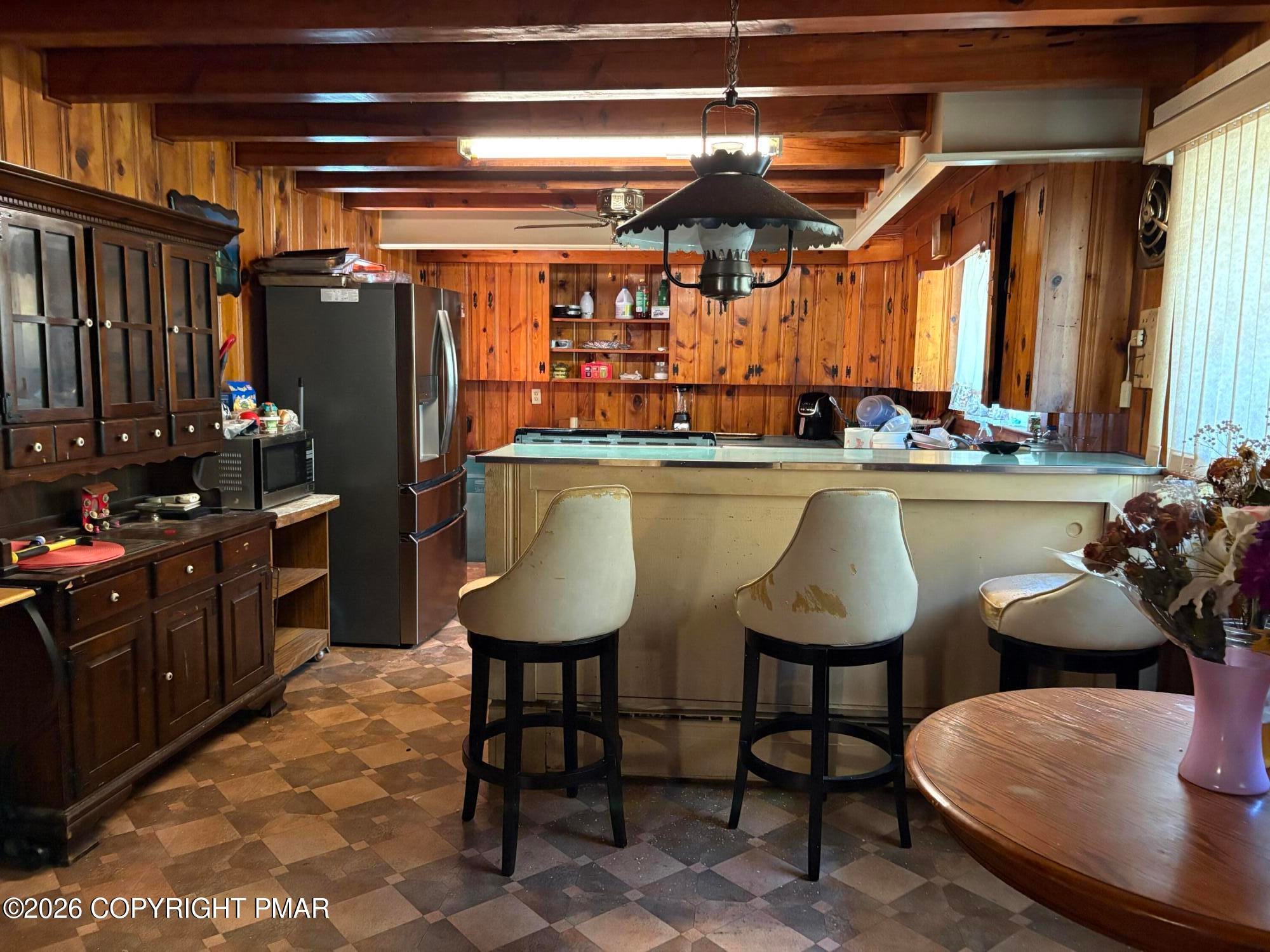 2745 Mountain Road