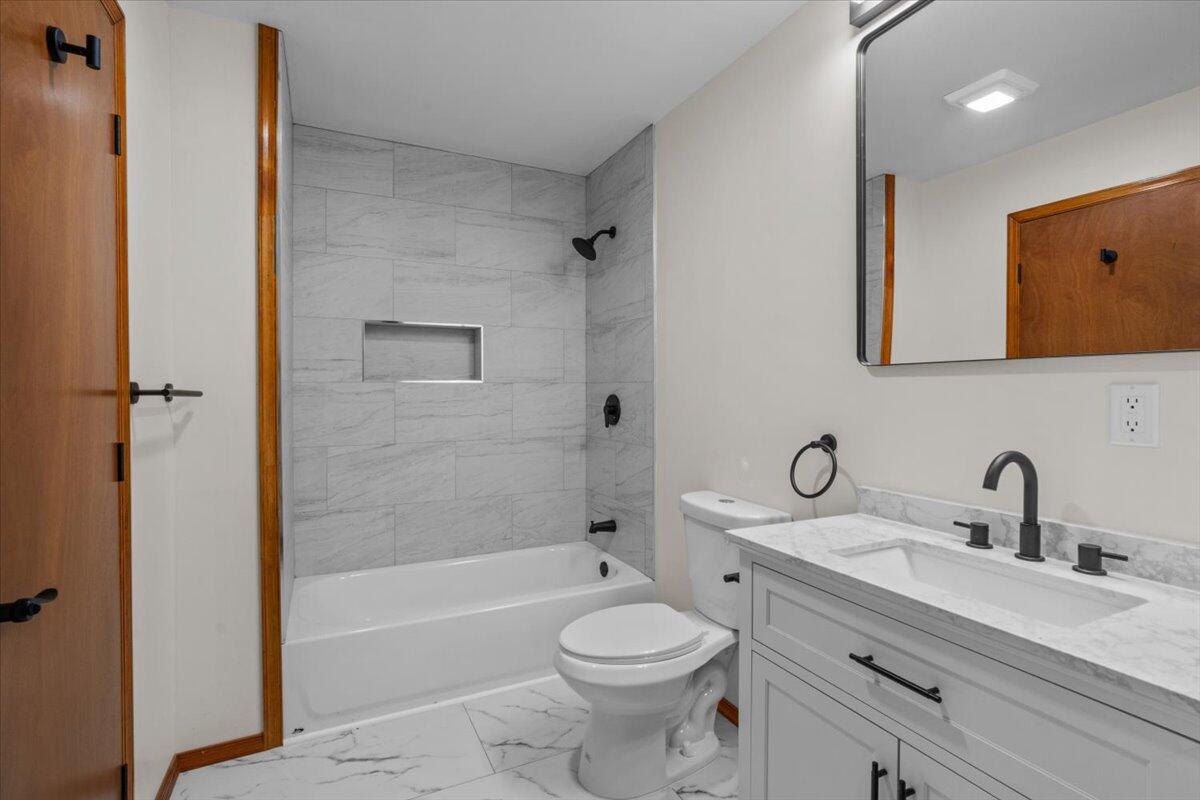 3112 Stroud Wood Circle, Stroudsburg, Pennsylvania image 18