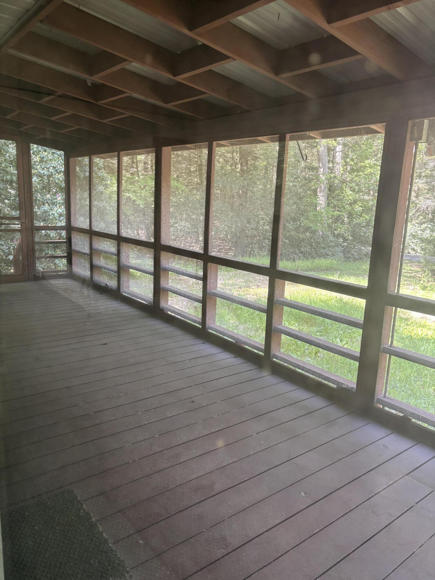 2533 Holly Lane, Kunkletown, Pennsylvania image 4