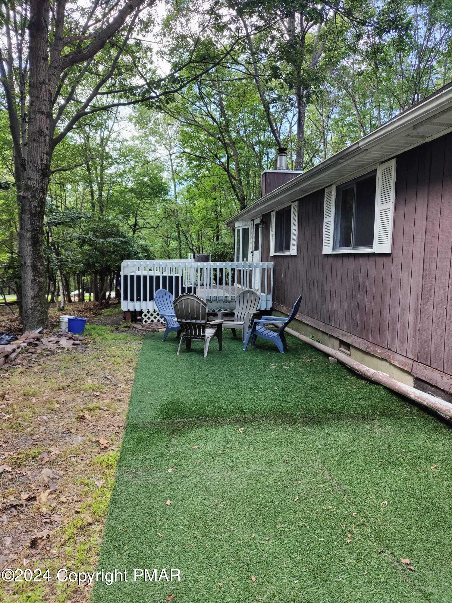 66 Winding Way, Albrightsville, Pennsylvania image 2
