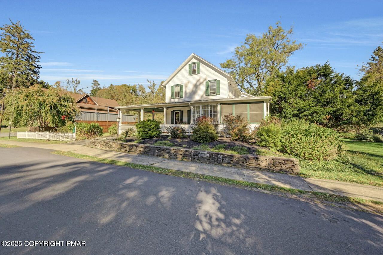 111 Worthington Avenue