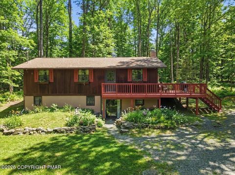 281 Packanack Drive Gouldsboro PA 18424