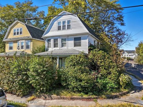 Apartment For Sale - 57 Regent Street<br/> Luzerne County, Wilkes Barre, PA 18702