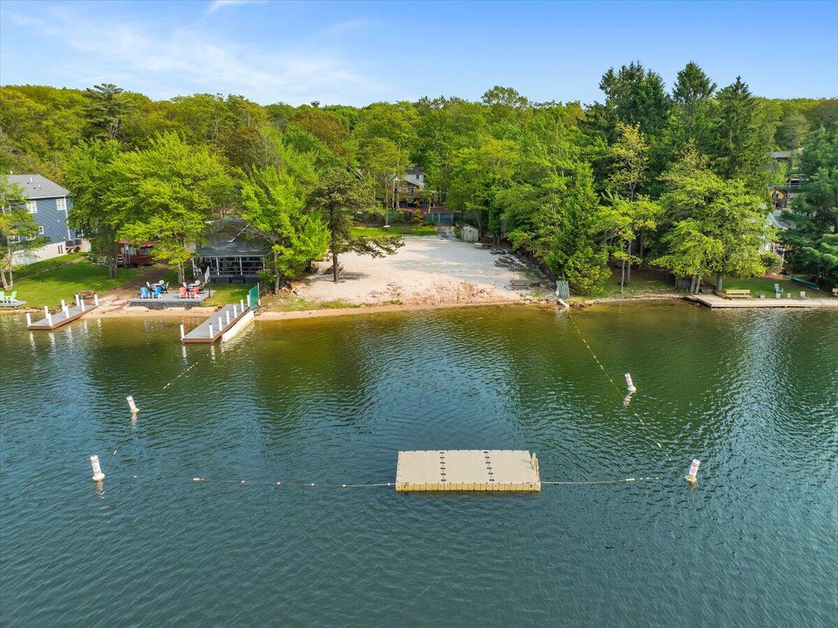407 Wood Street, Lake Harmony, Pennsylvania image 9