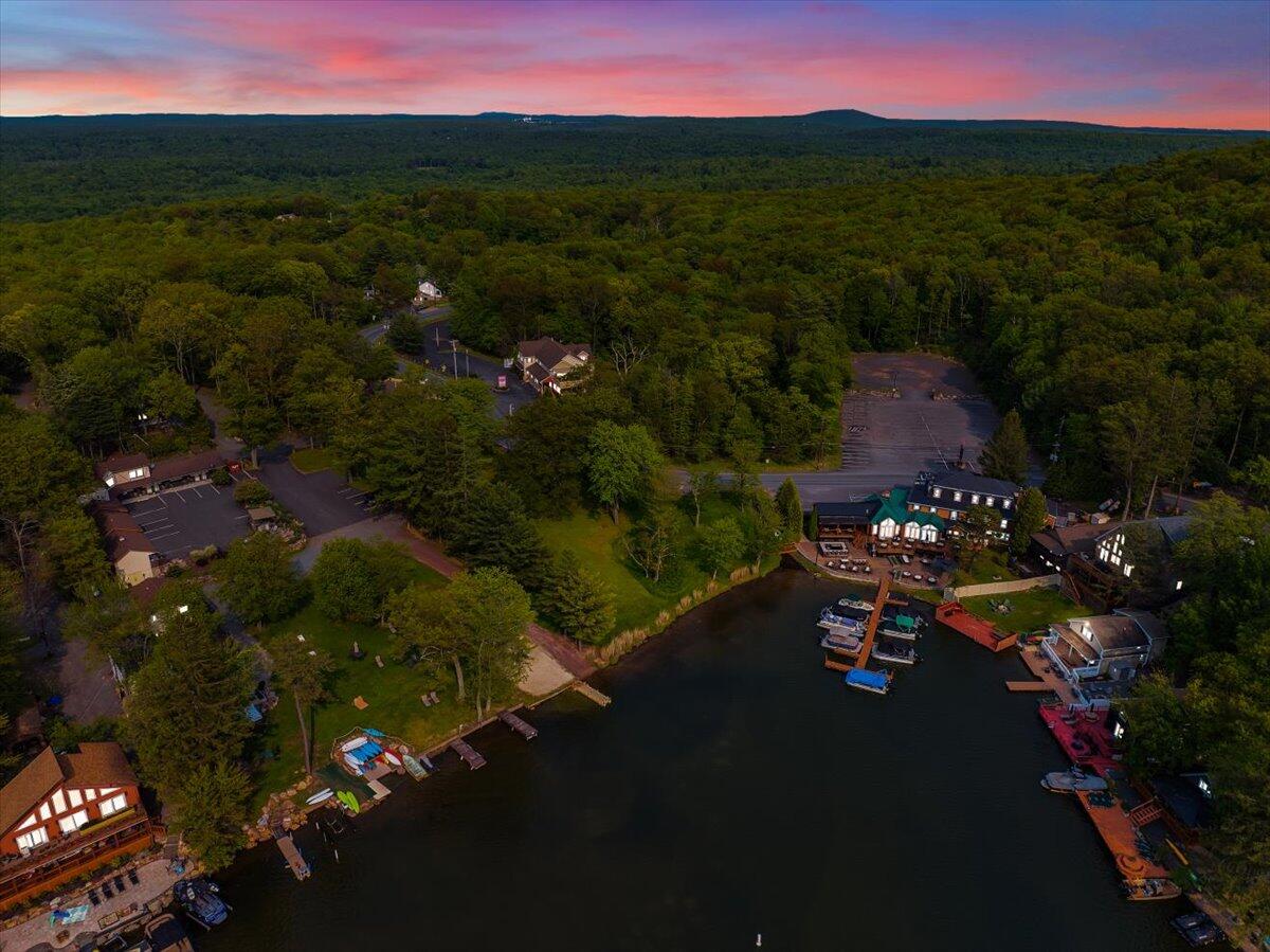 407 Wood Street, Lake Harmony, Pennsylvania image 28