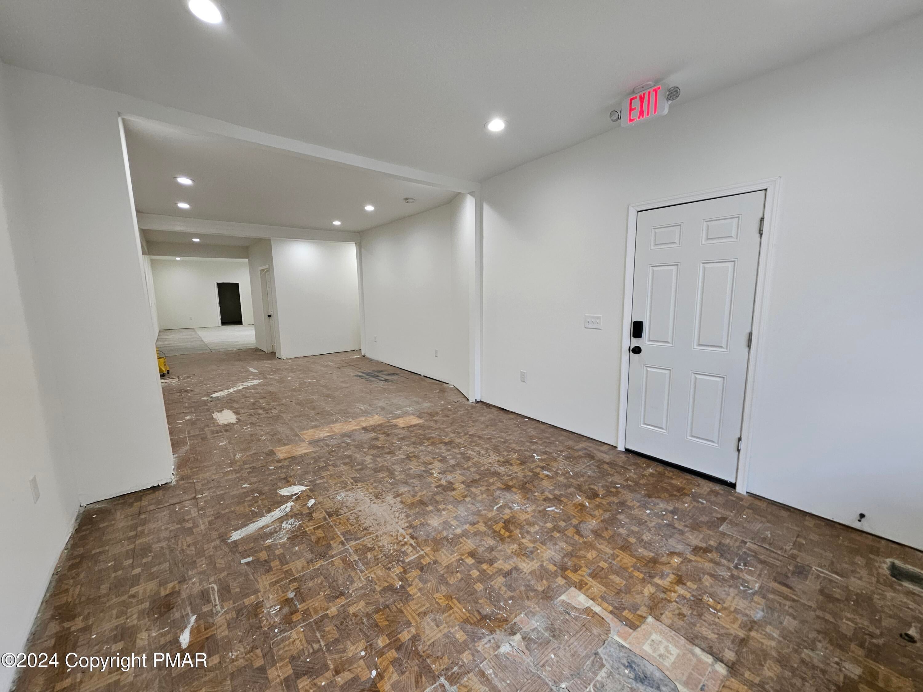 708 E 4th Street