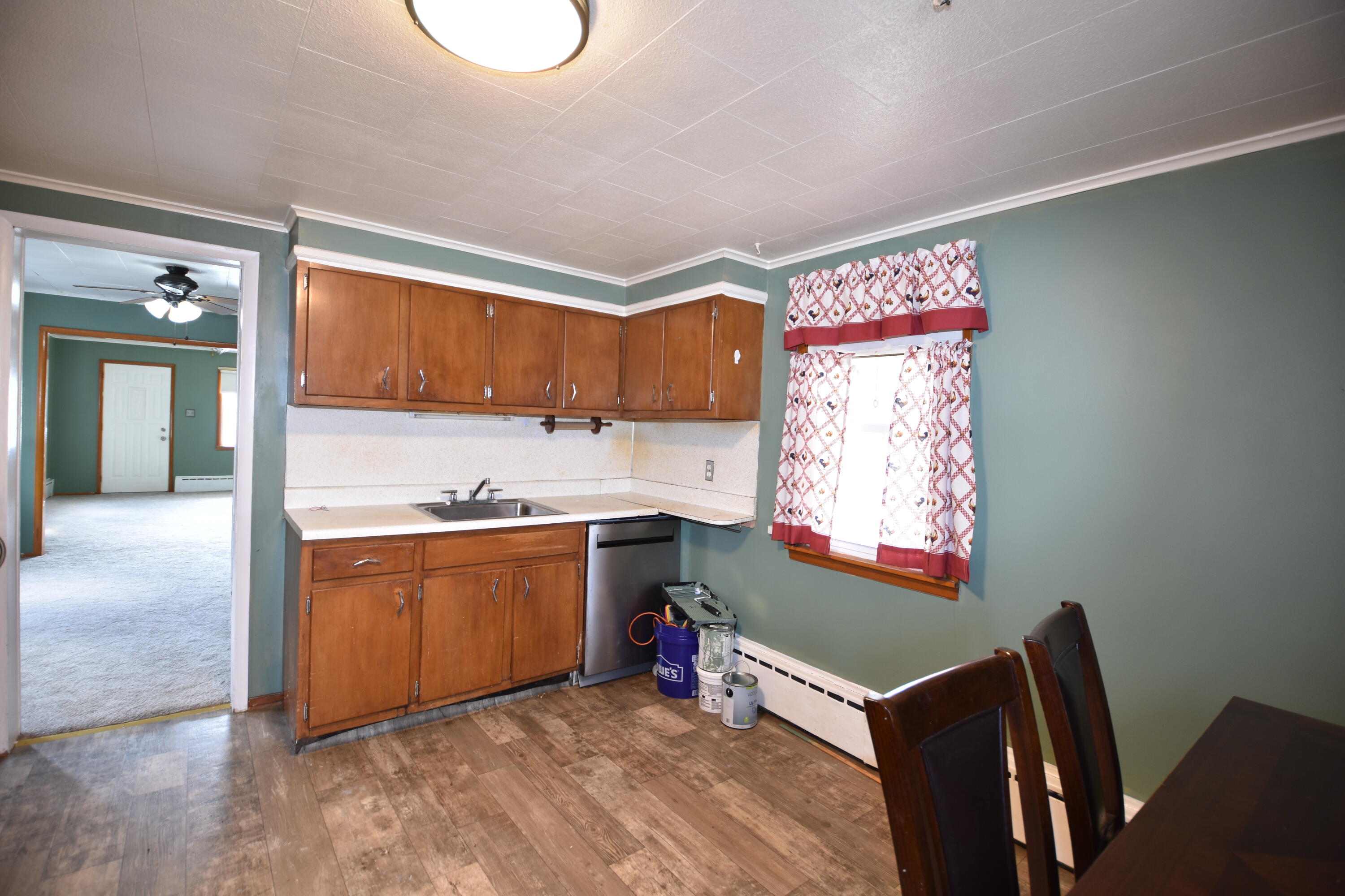 332 W Iron Street, Summit Hill, Pennsylvania image 11