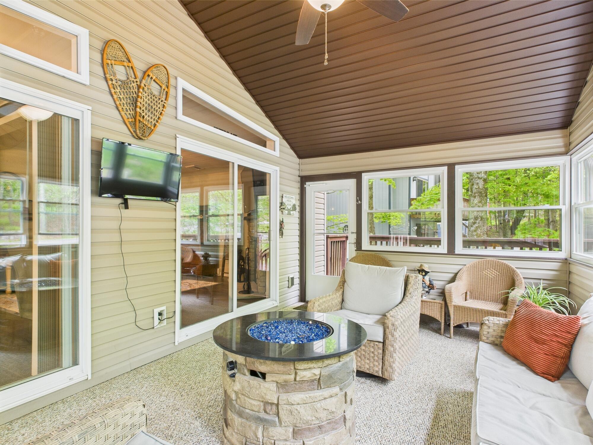 264 Wyalusing Drive, Pocono Lake, Pennsylvania image 23