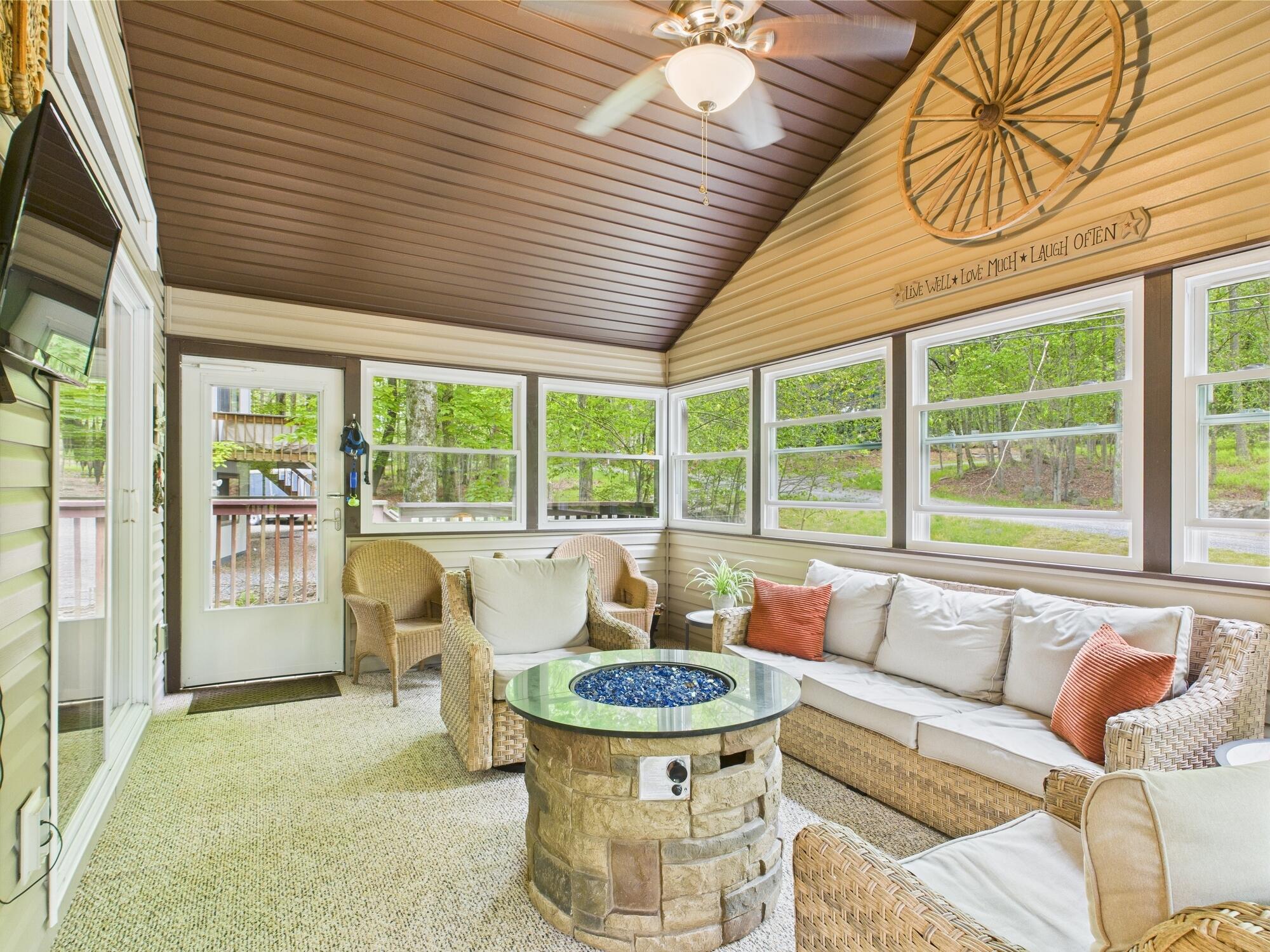 264 Wyalusing Drive, Pocono Lake, Pennsylvania image 20
