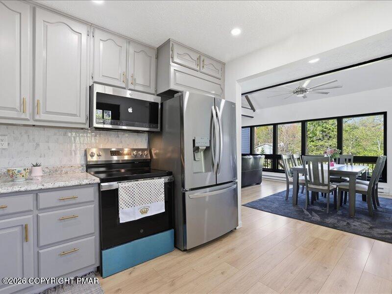 215 Greenbriar Circle