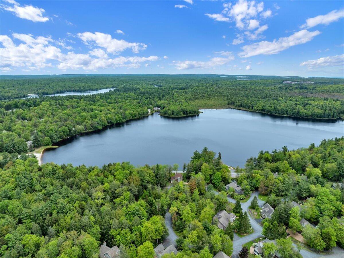 1055 Crestwoods Drive, Pocono Pines, Pennsylvania image 48