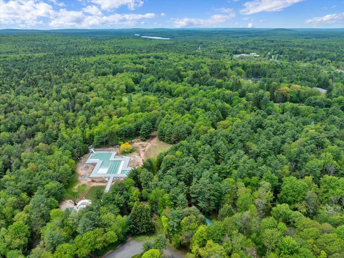 1055 Crestwoods Drive, Pocono Pines, Pennsylvania image 42