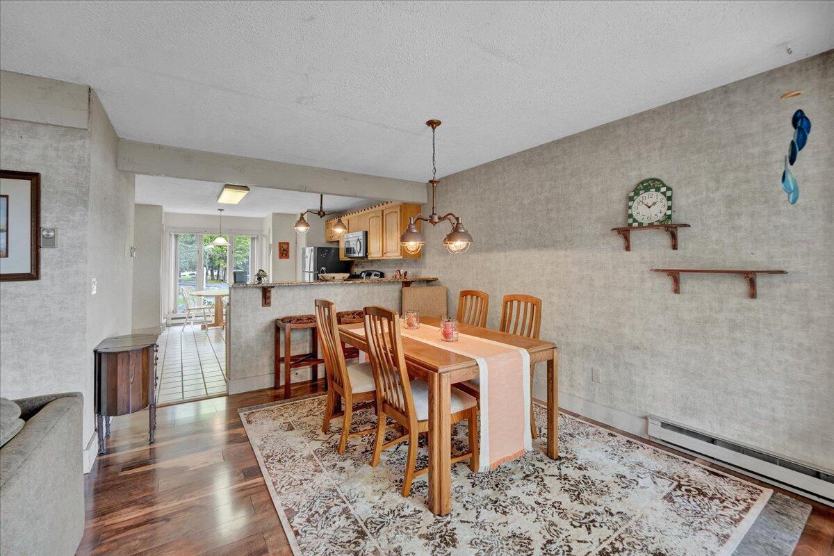 1055 Crestwoods Drive, Pocono Pines, Pennsylvania image 11