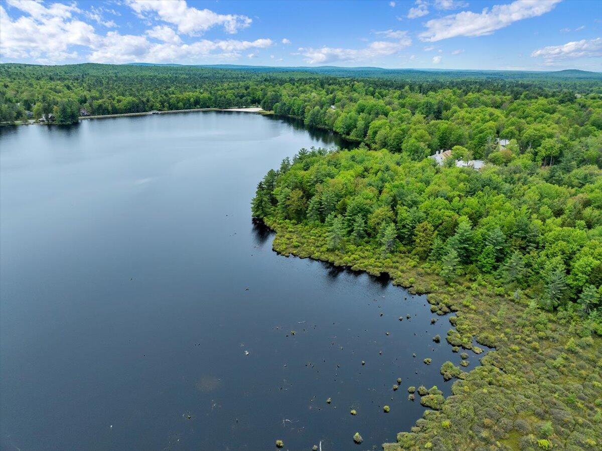 1055 Crestwoods Drive, Pocono Pines, Pennsylvania image 35