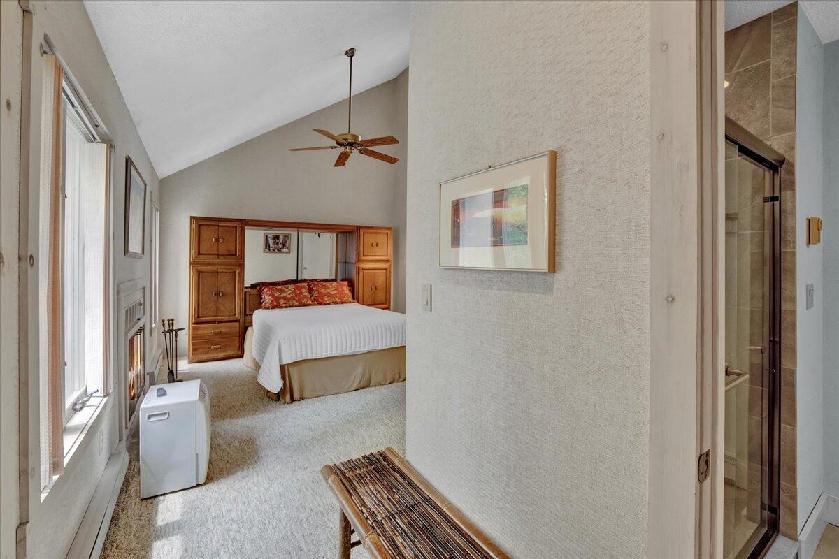 1055 Crestwoods Drive, Pocono Pines, Pennsylvania image 22