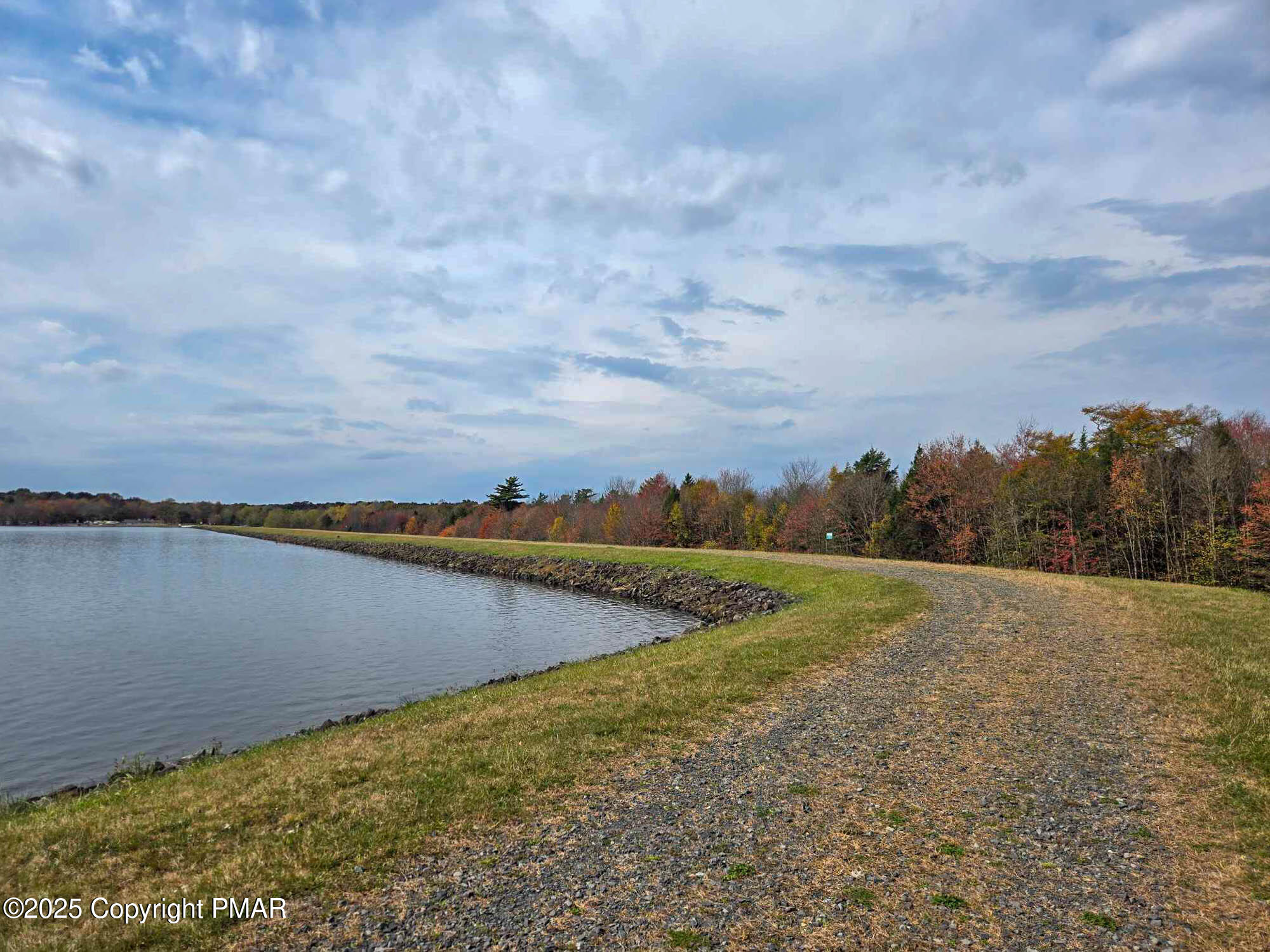 Stony Mountain Road, Albrightsville, Pennsylvania image 4