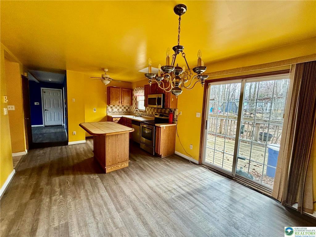 9519 Jasmine Drive, Tobyhanna, Pennsylvania image 4