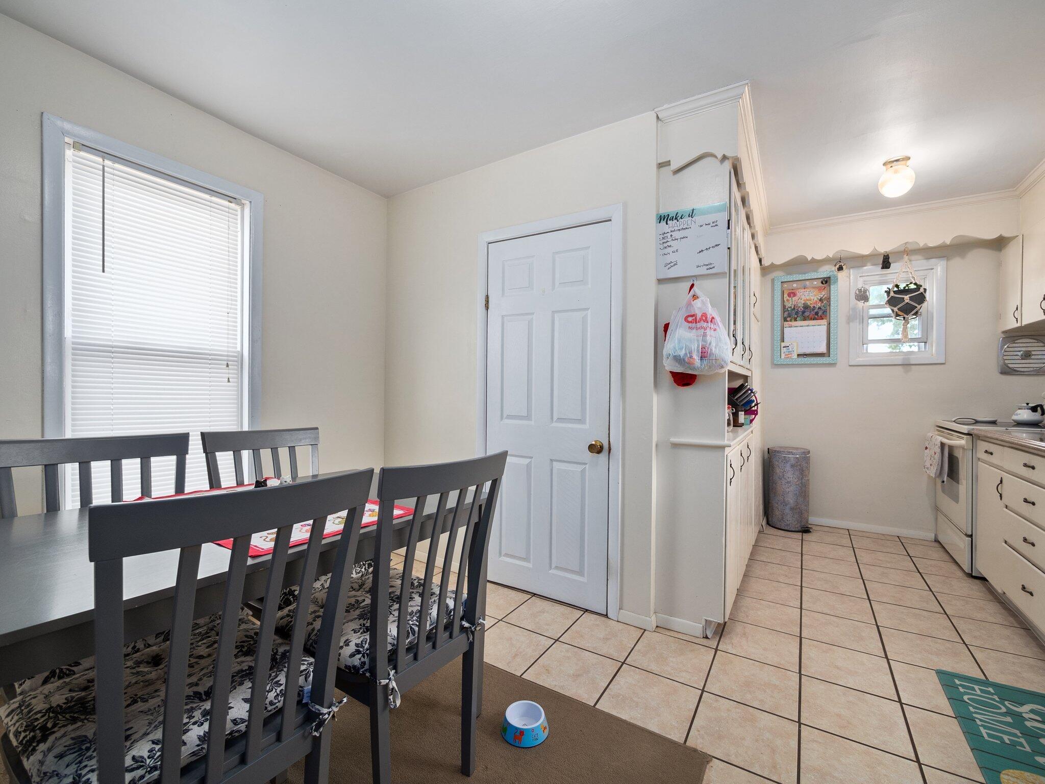 210 N Schanck Avenue, Pen Argyl, Pennsylvania image 32