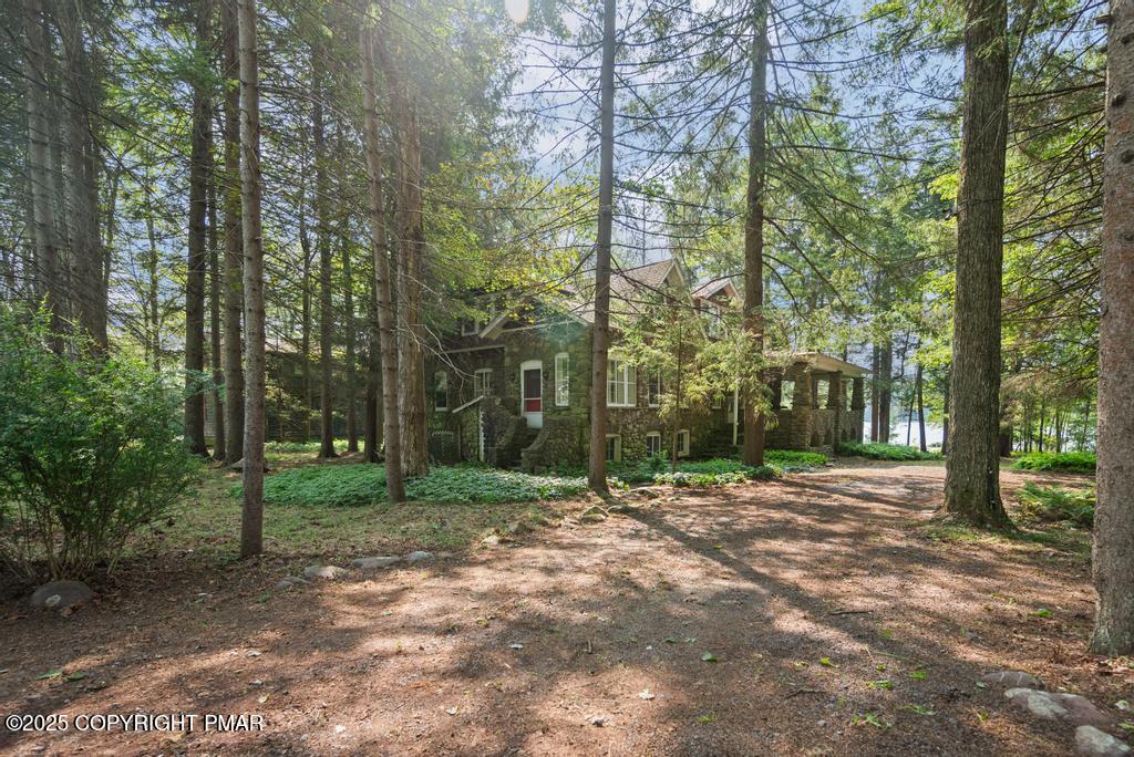 5202 Woodland Avenue