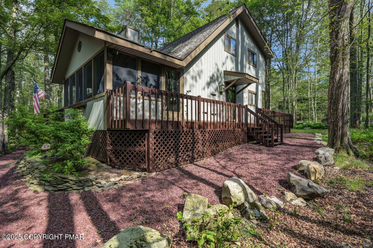 2112 Trout Pond Court