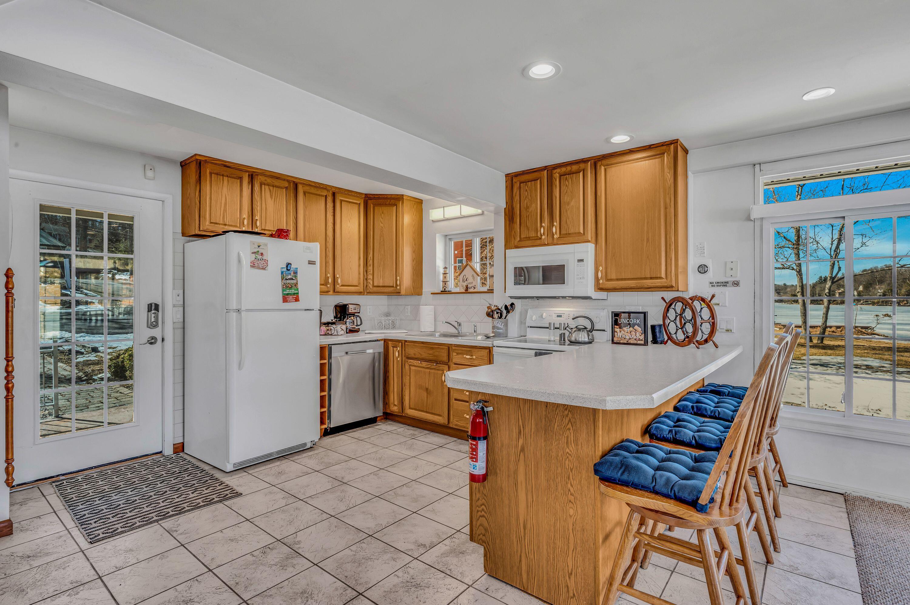 92 S Lake Drive, Lake Harmony, Pennsylvania image 13