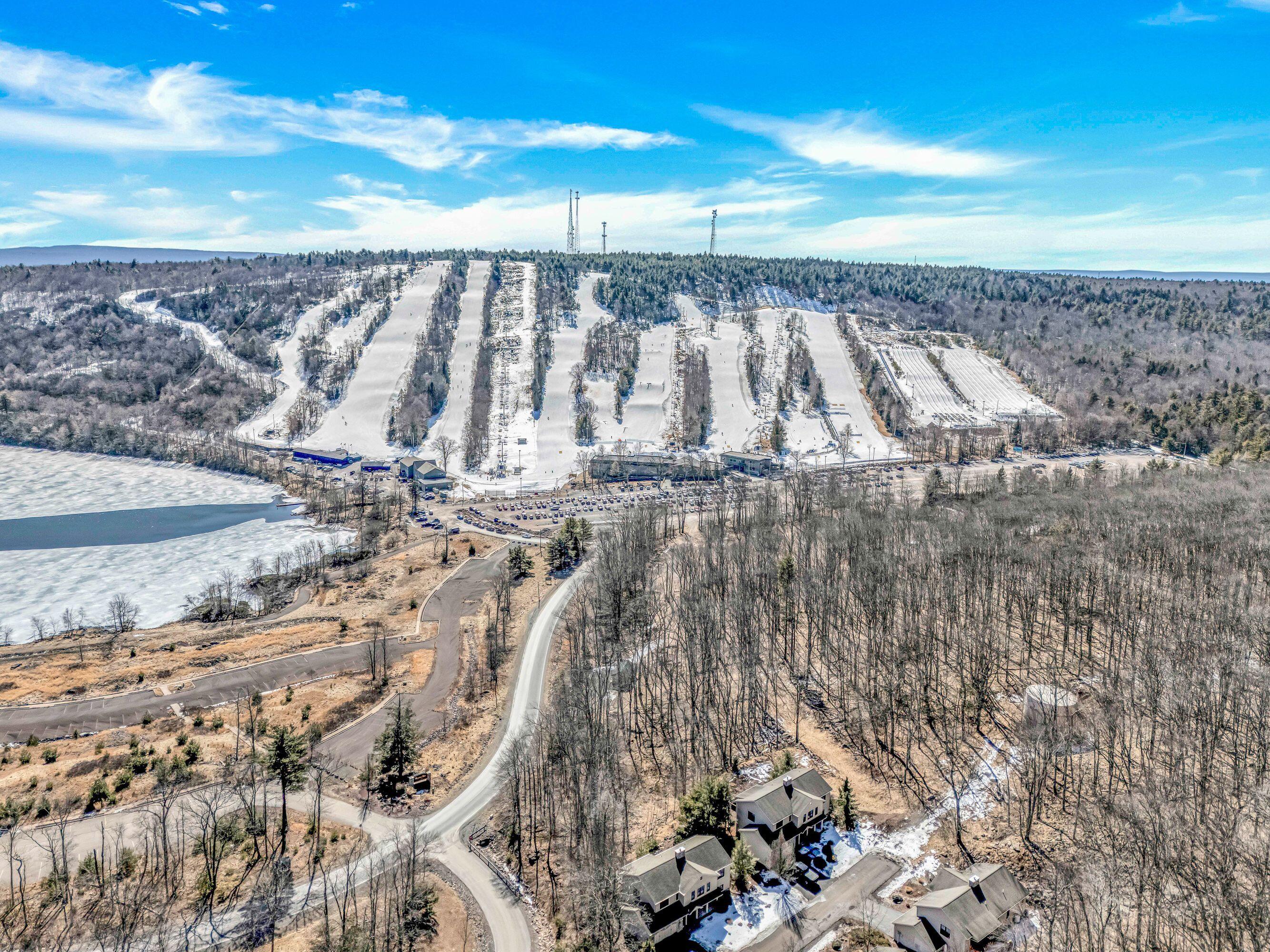 92 S Lake Drive, Lake Harmony, Pennsylvania image 4