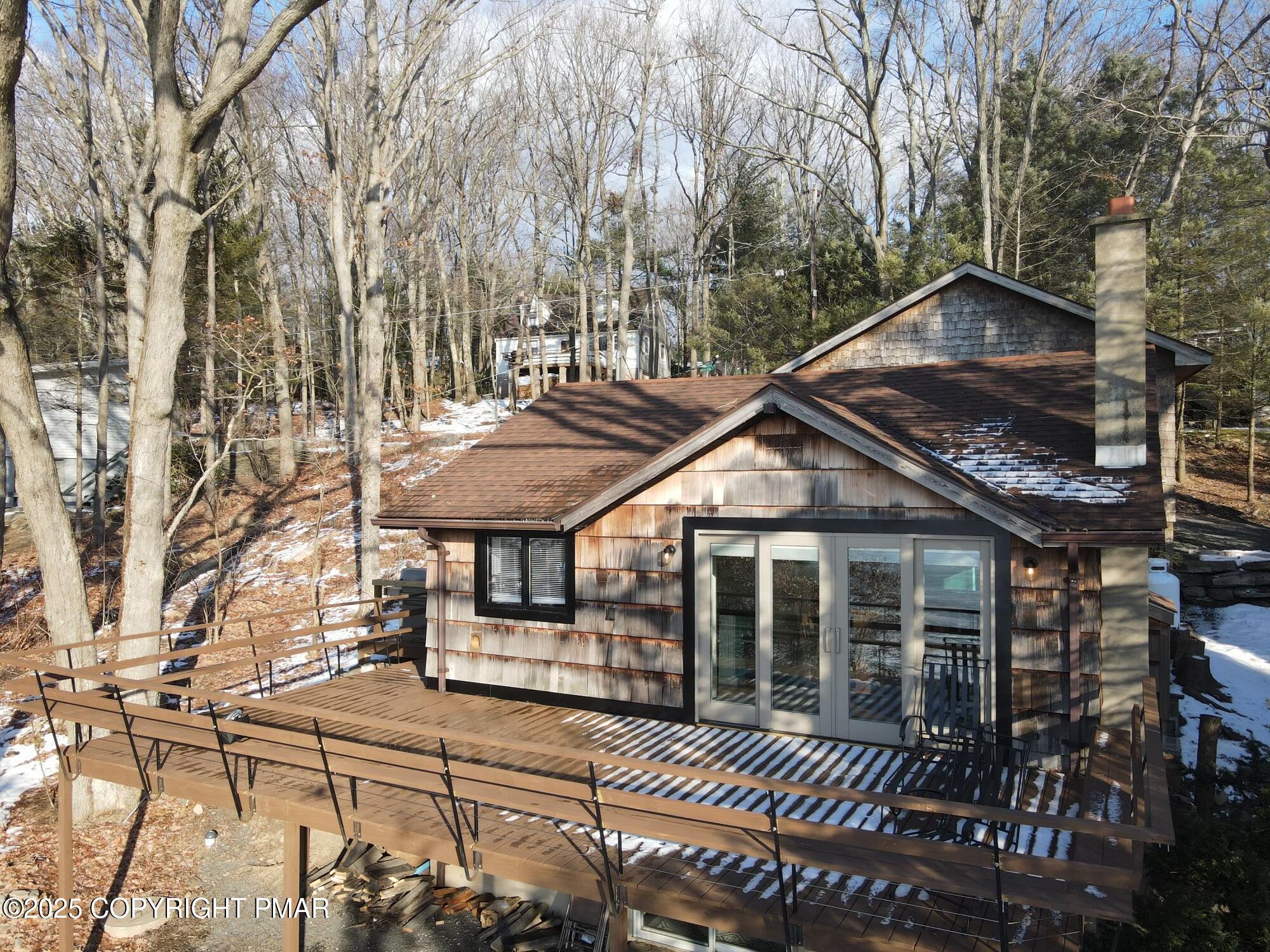 101 Antler Rdg Court