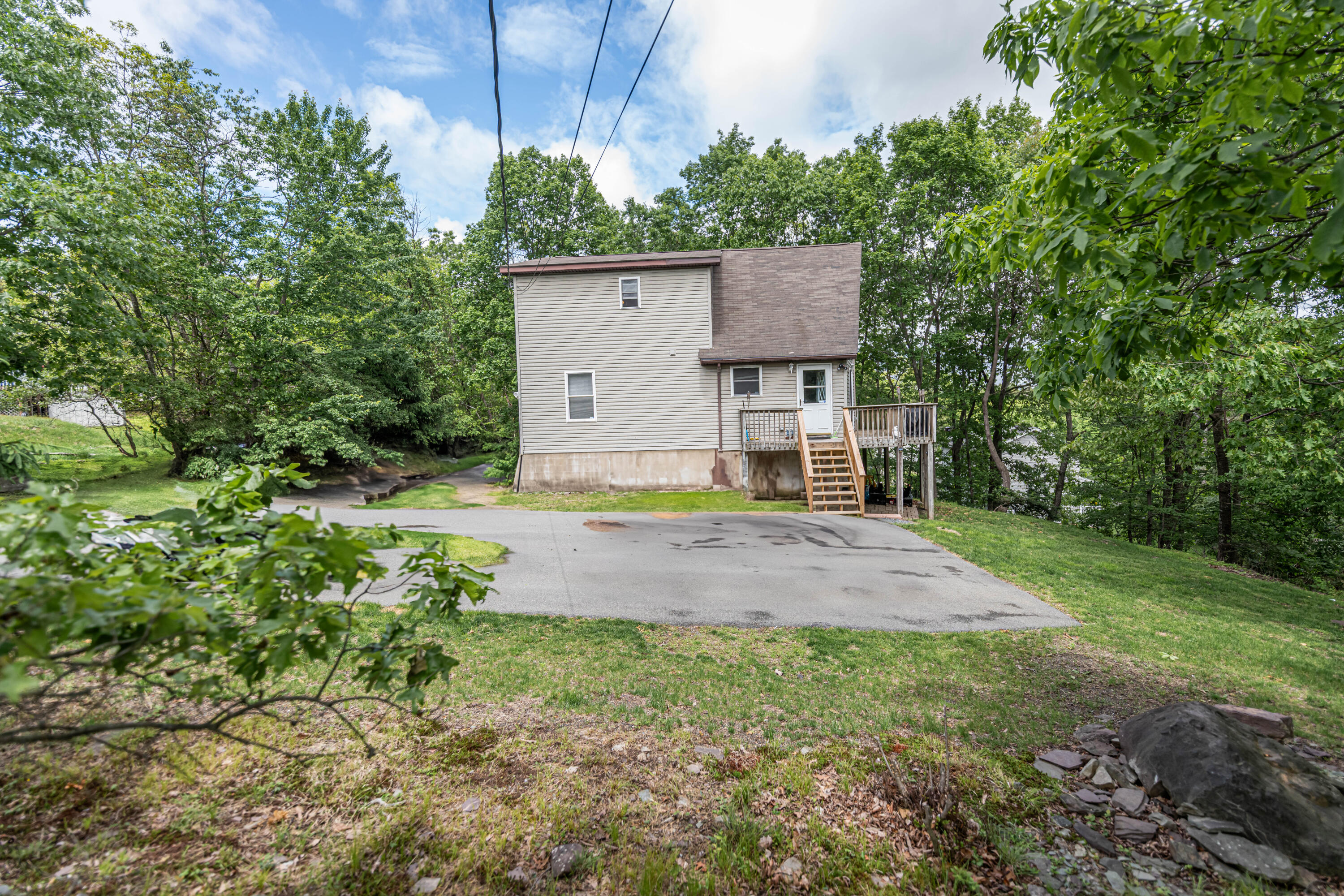 253 Haystack Road, Henryville, Pennsylvania image 6