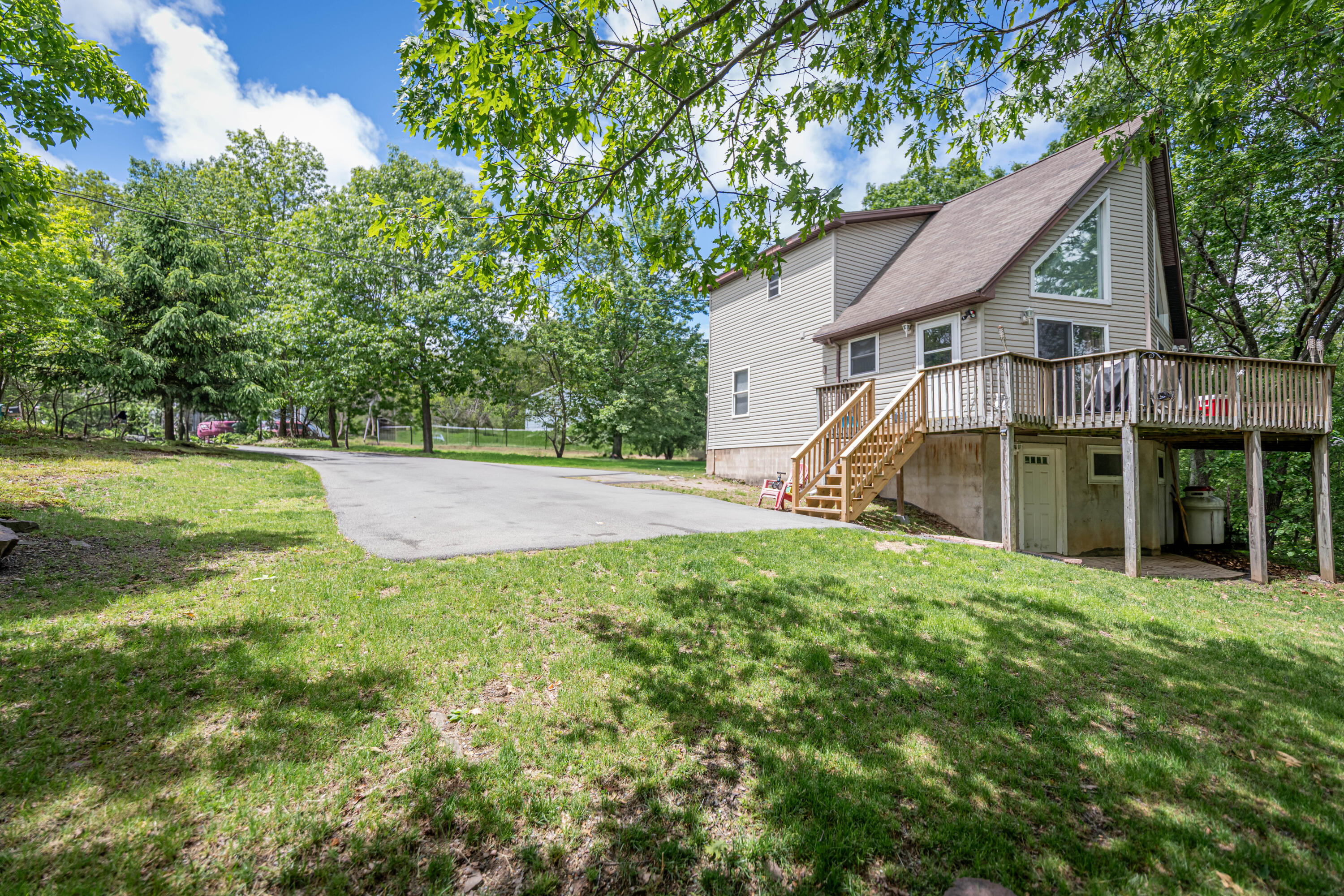 253 Haystack Road, Henryville, Pennsylvania image 3