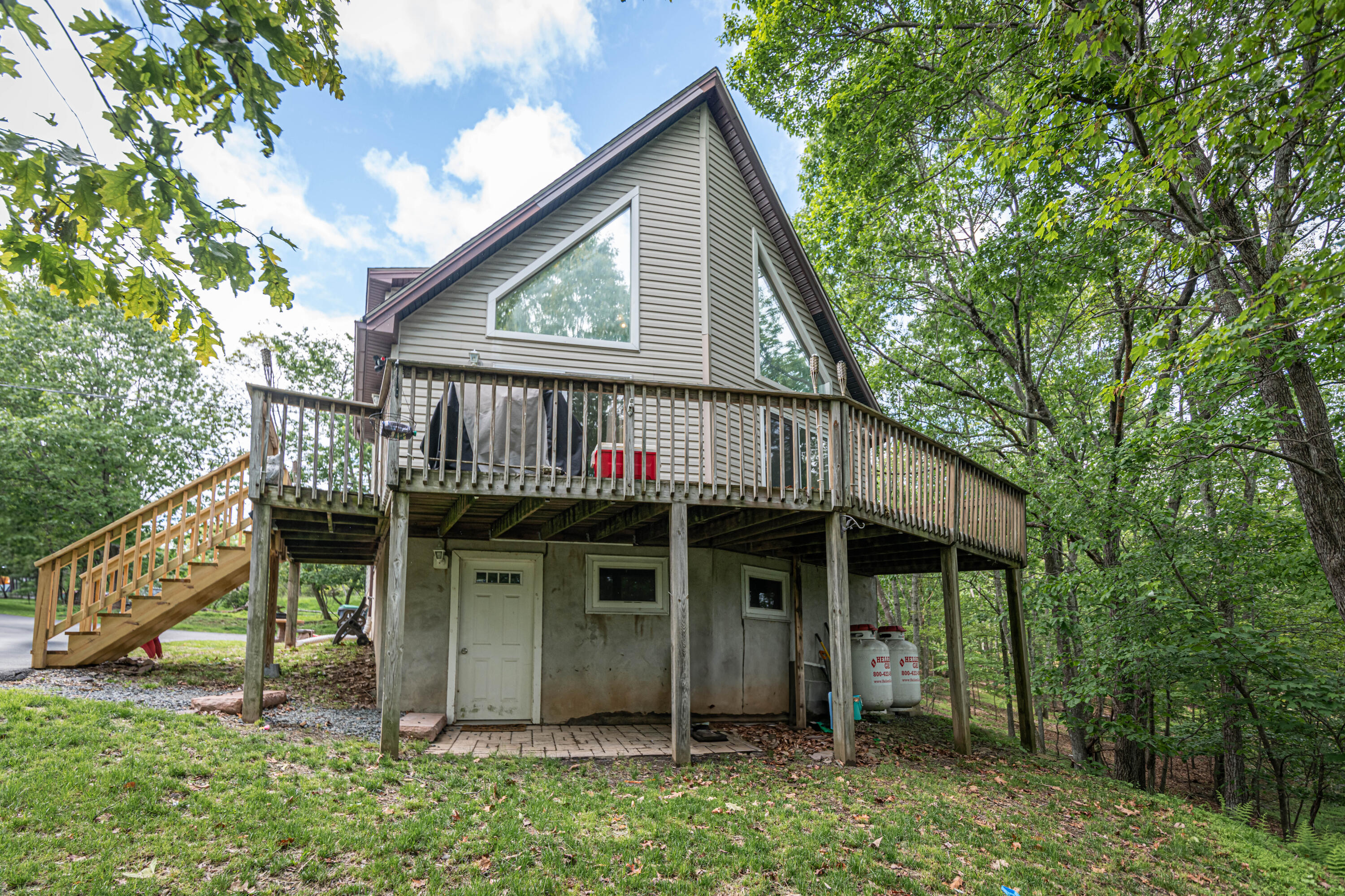 253 Haystack Road, Henryville, Pennsylvania image 2