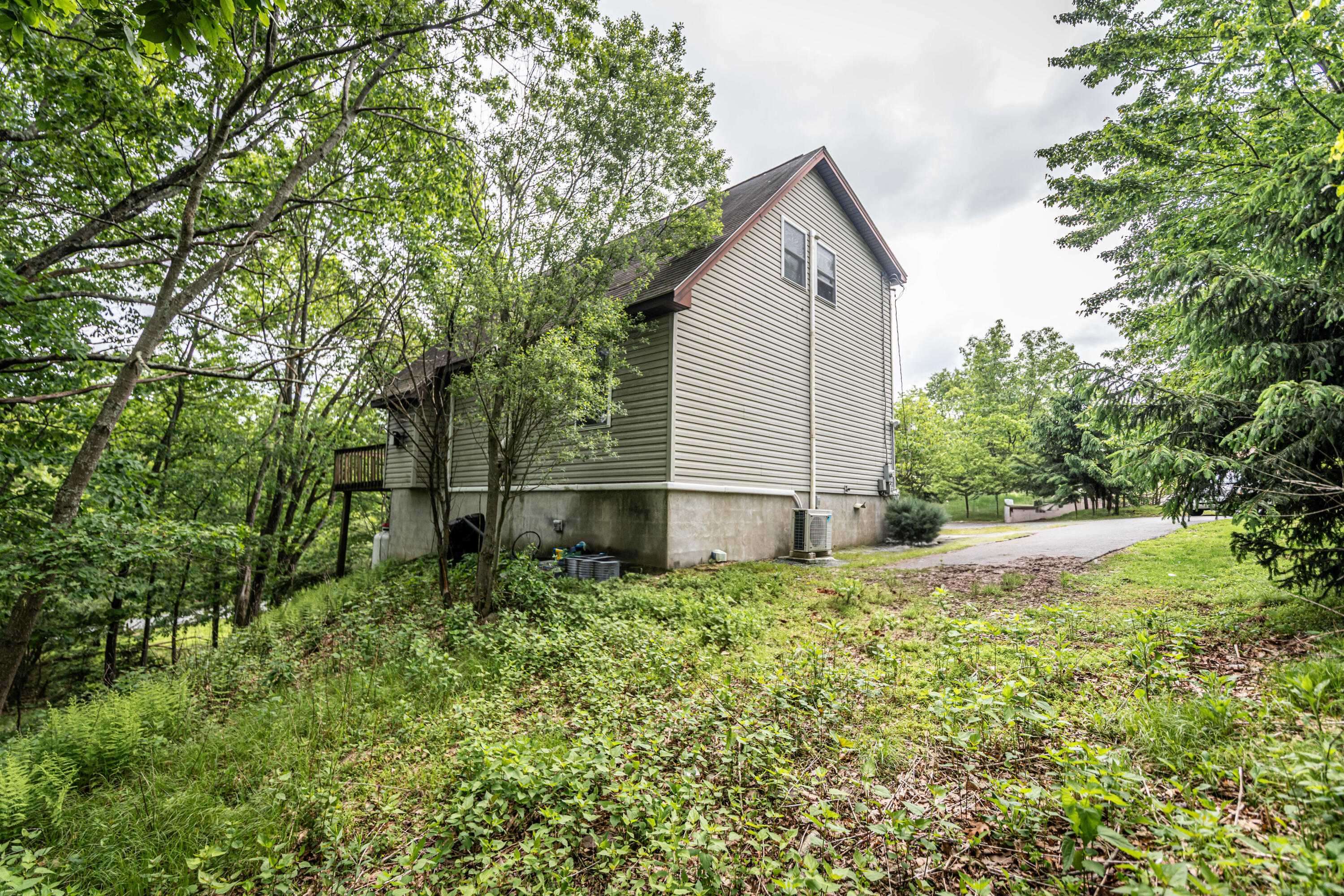253 Haystack Road, Henryville, Pennsylvania image 5