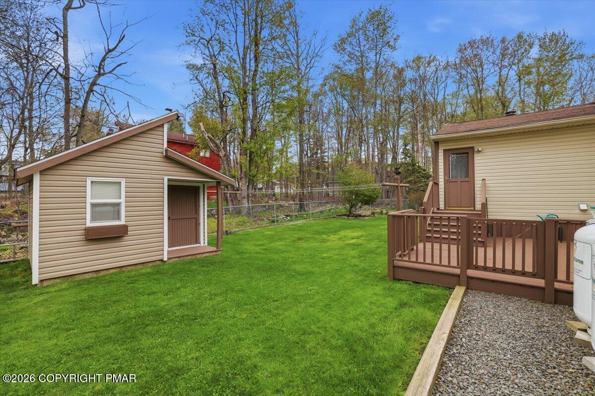8495 Bumble Bee Way