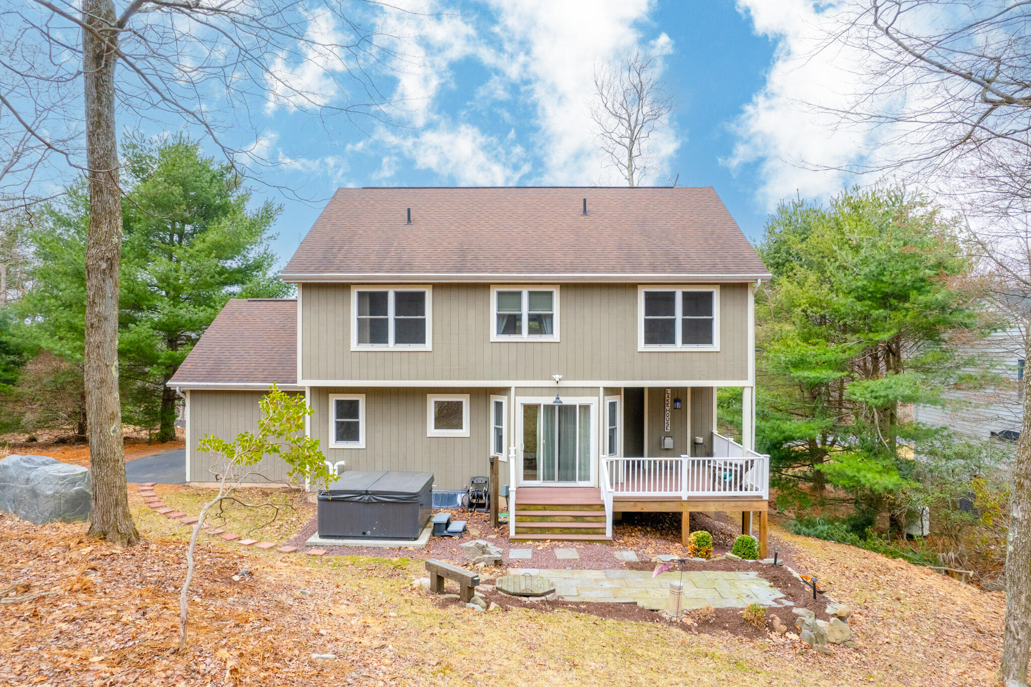 104 Wolf Hollow Road, Lake Harmony, Pennsylvania image 5