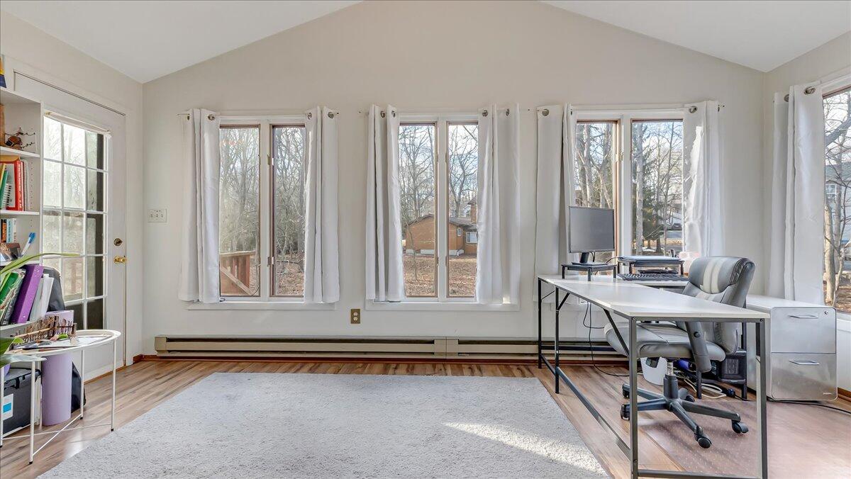 221 Somerset Drive, East Stroudsburg, Pennsylvania image 41