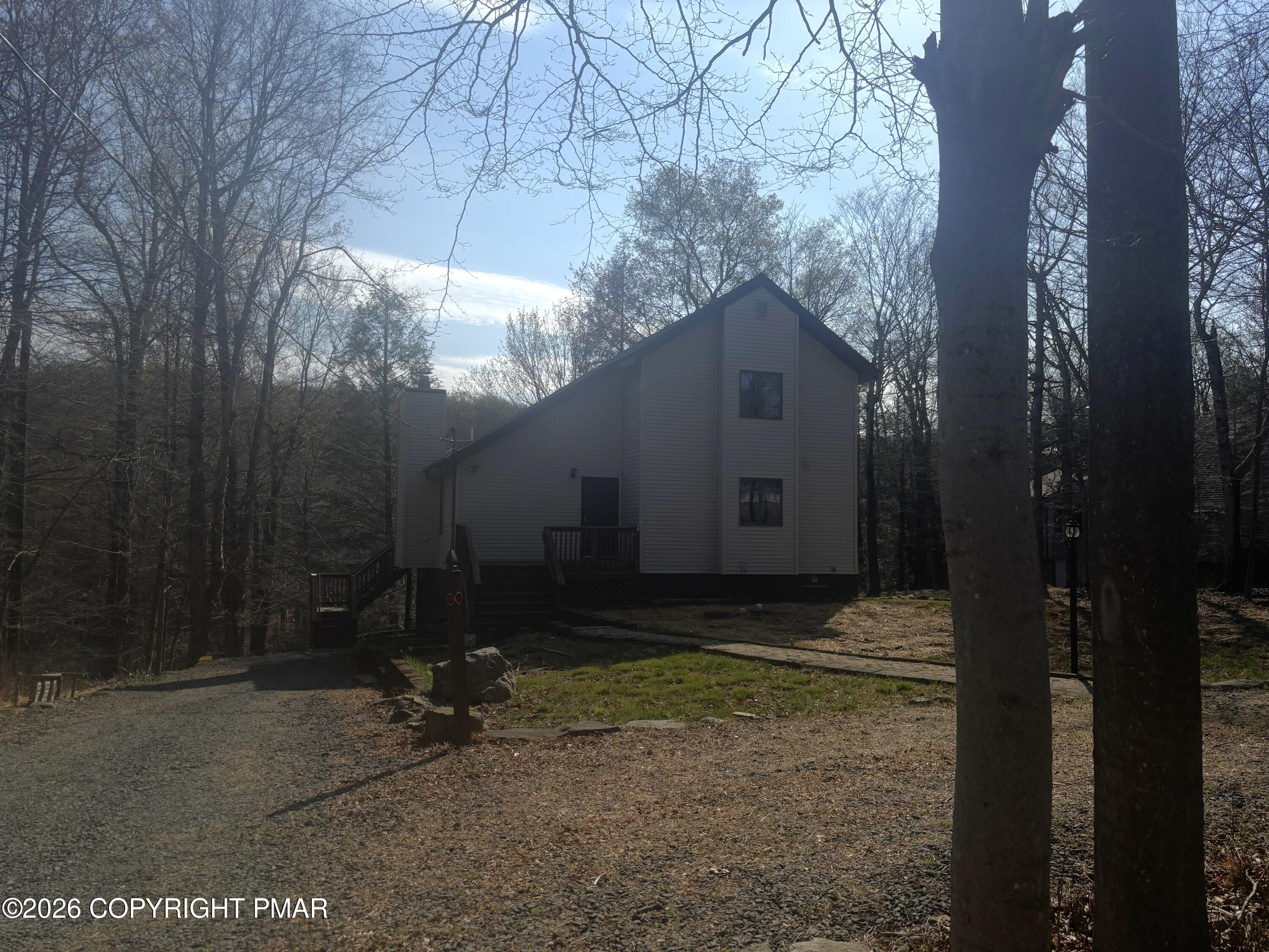 113 S Lehigh River Drive