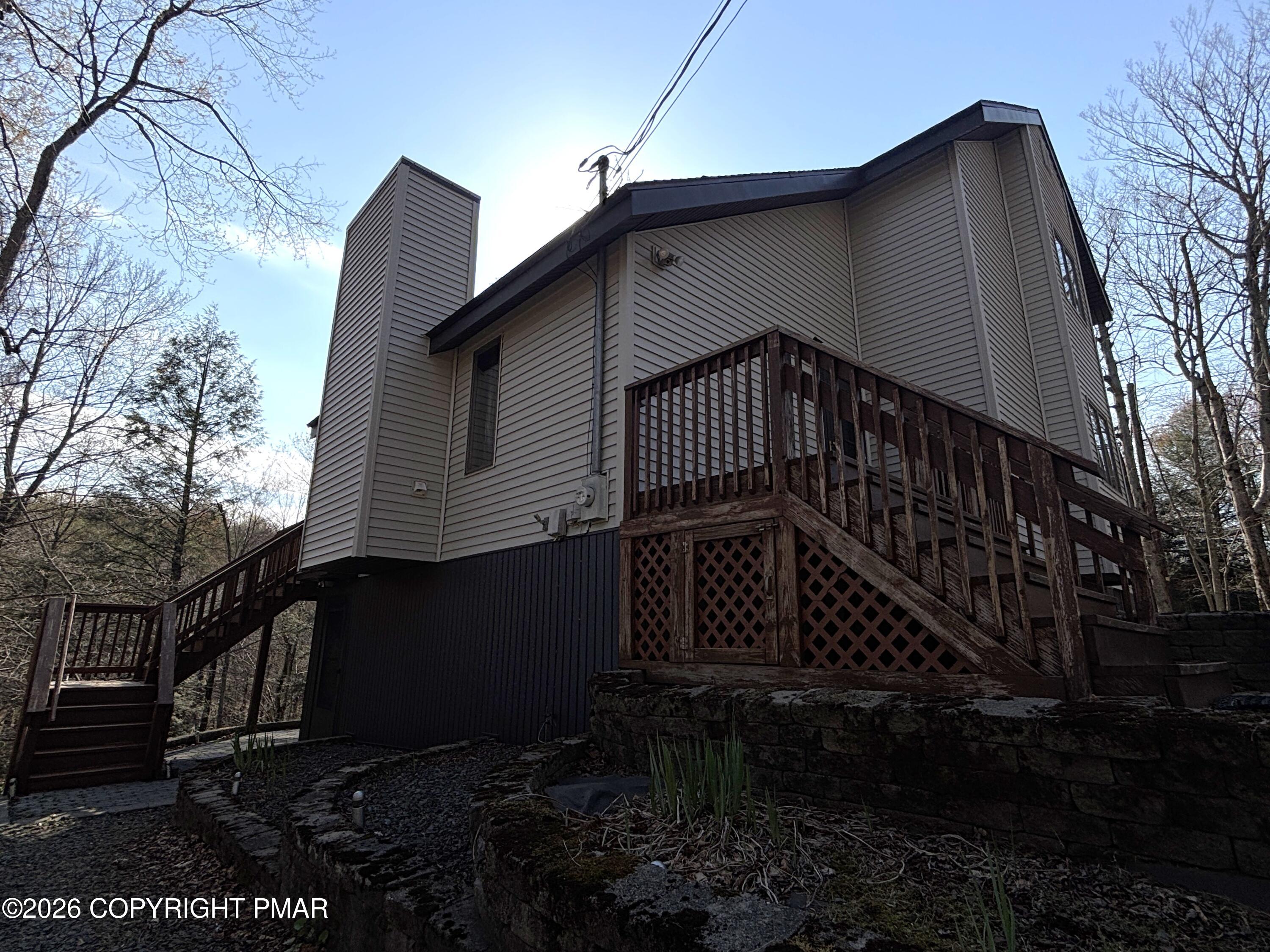 113 S Lehigh River Drive
