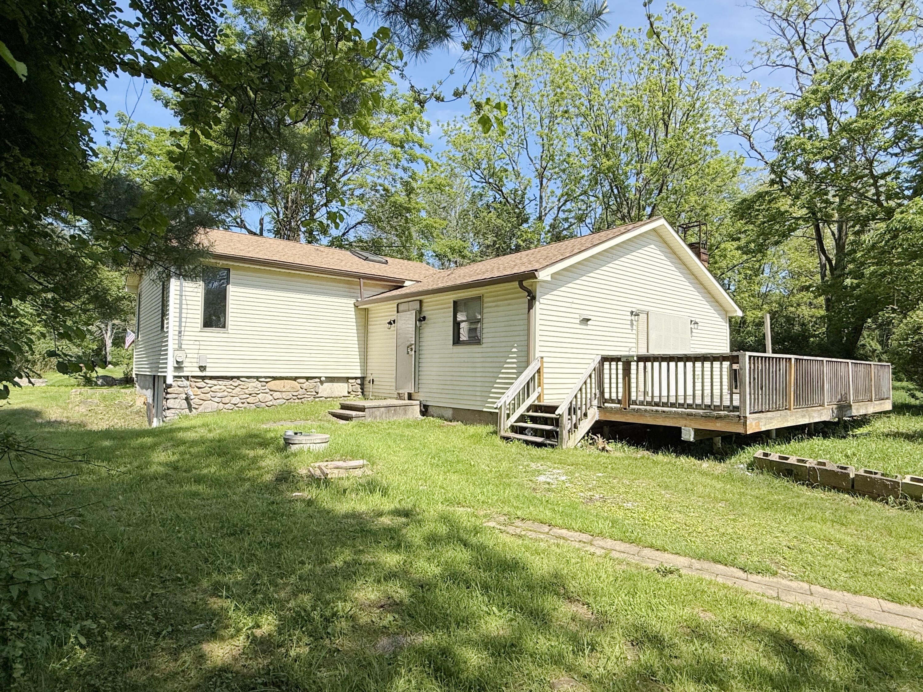 417 Lower Swiftwater Road, Cresco, Pennsylvania image 1