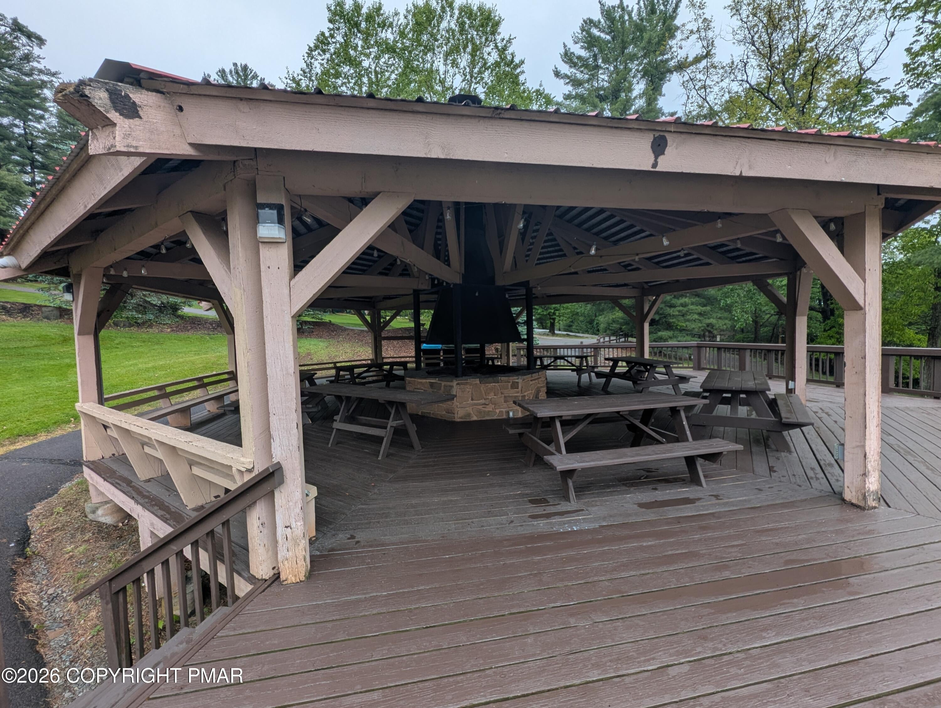 763/764 Mount Snow Circle