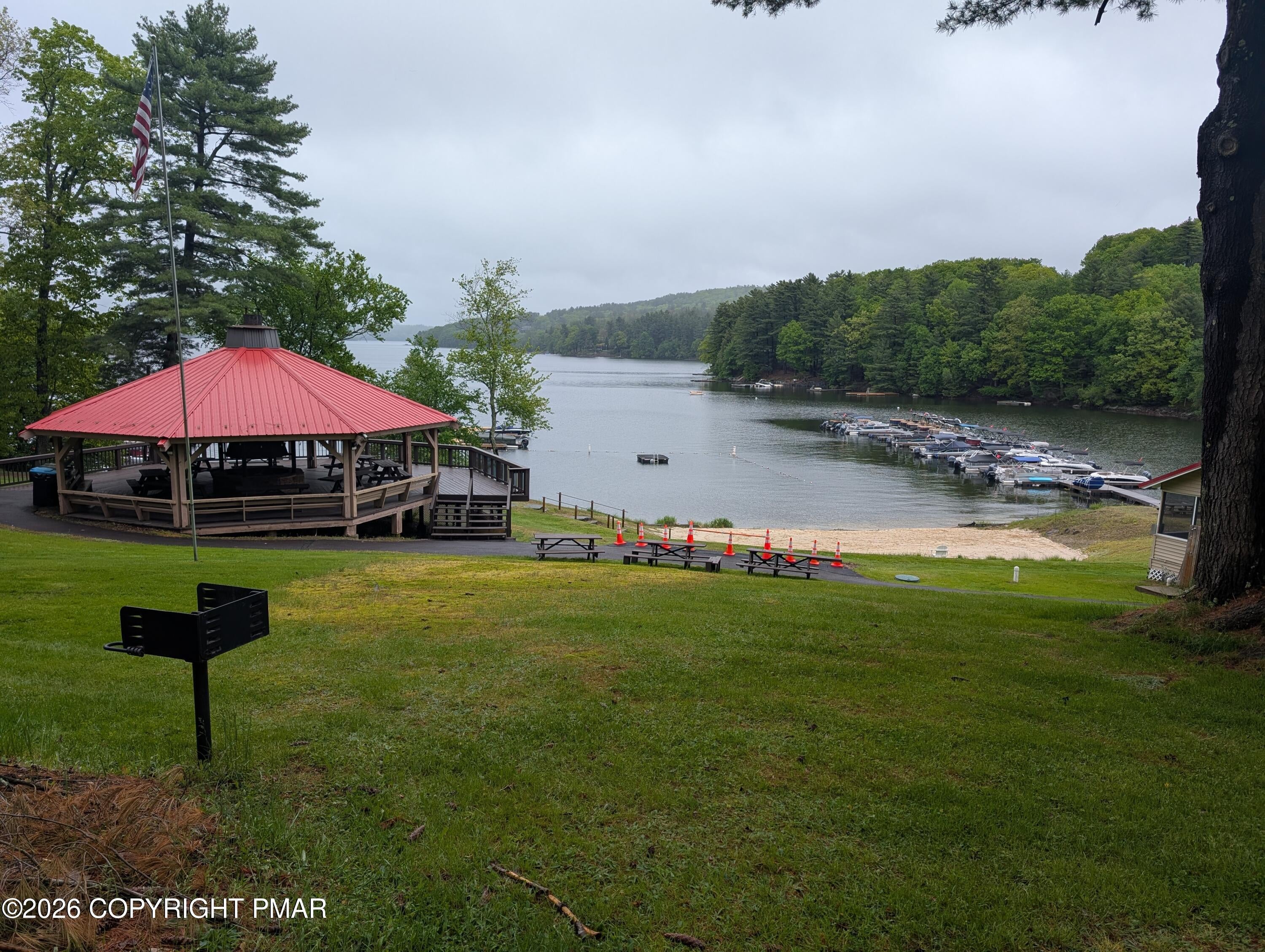 763/764 Mount Snow Circle