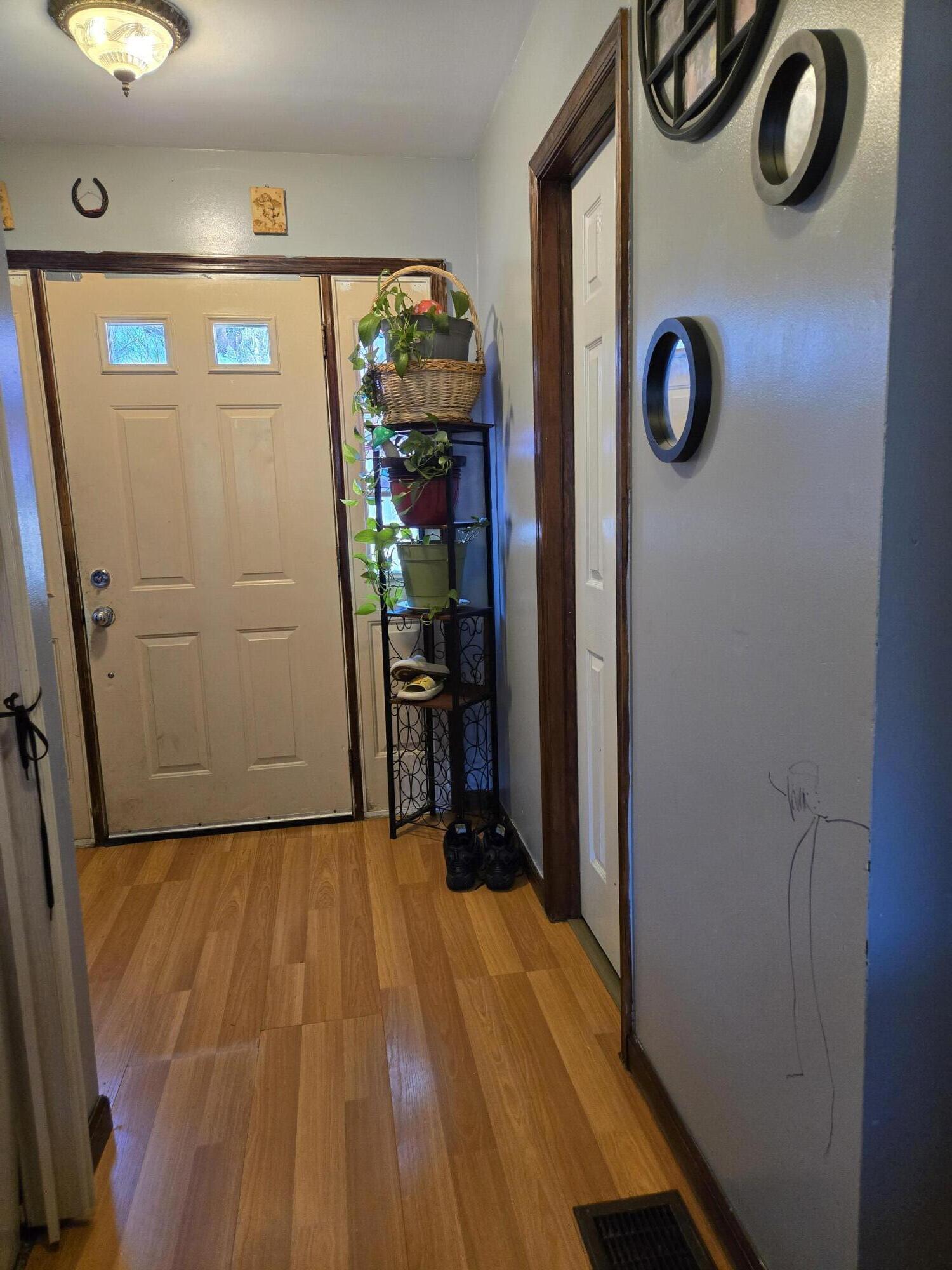 4231 Woodacres Drive Dr, East Stroudsburg, Pennsylvania image 3