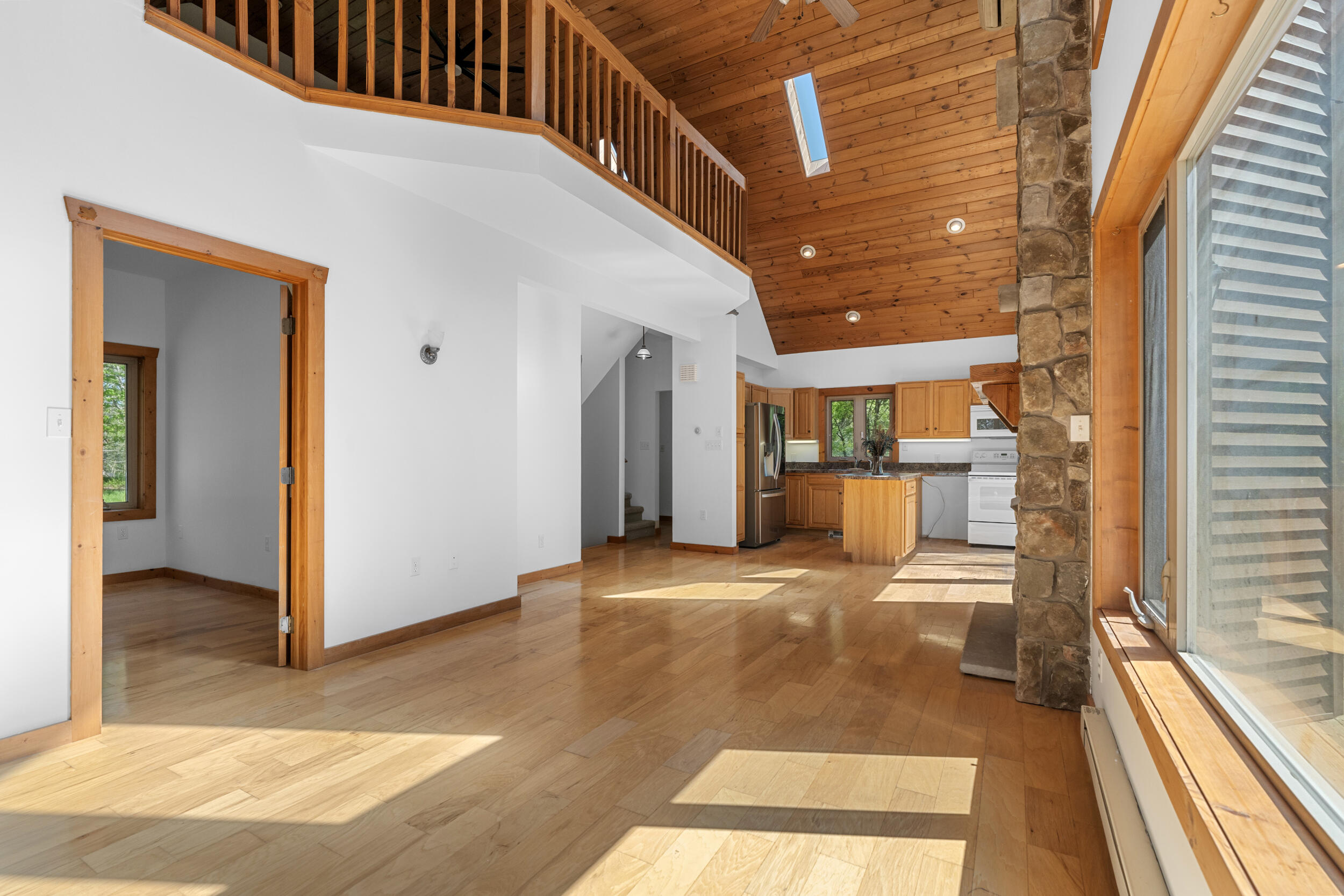 2107 Lenape Terrace, Canadensis, Pennsylvania image 12