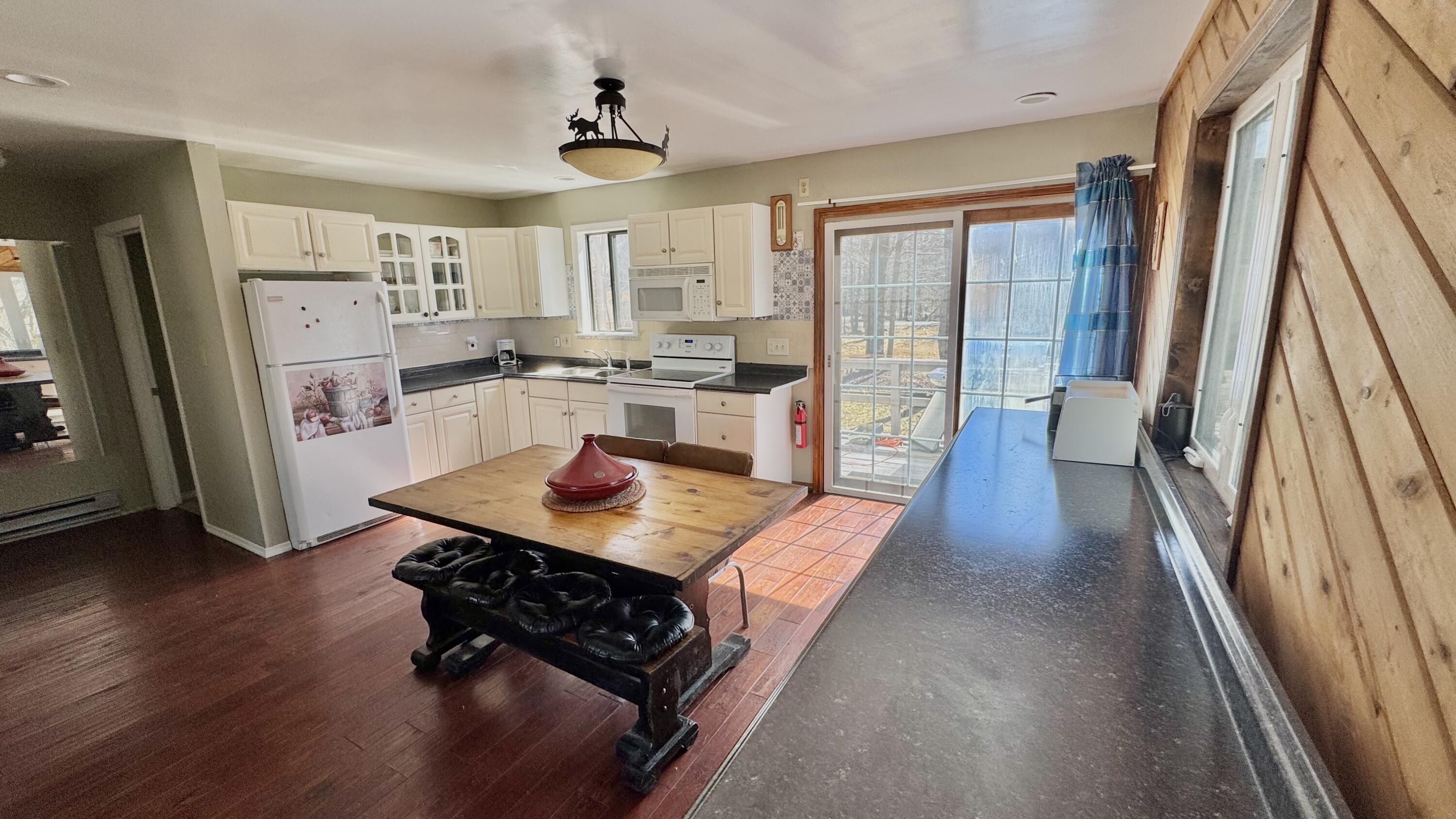 1905 Horseshoe Bend, Tobyhanna, Pennsylvania image 10
