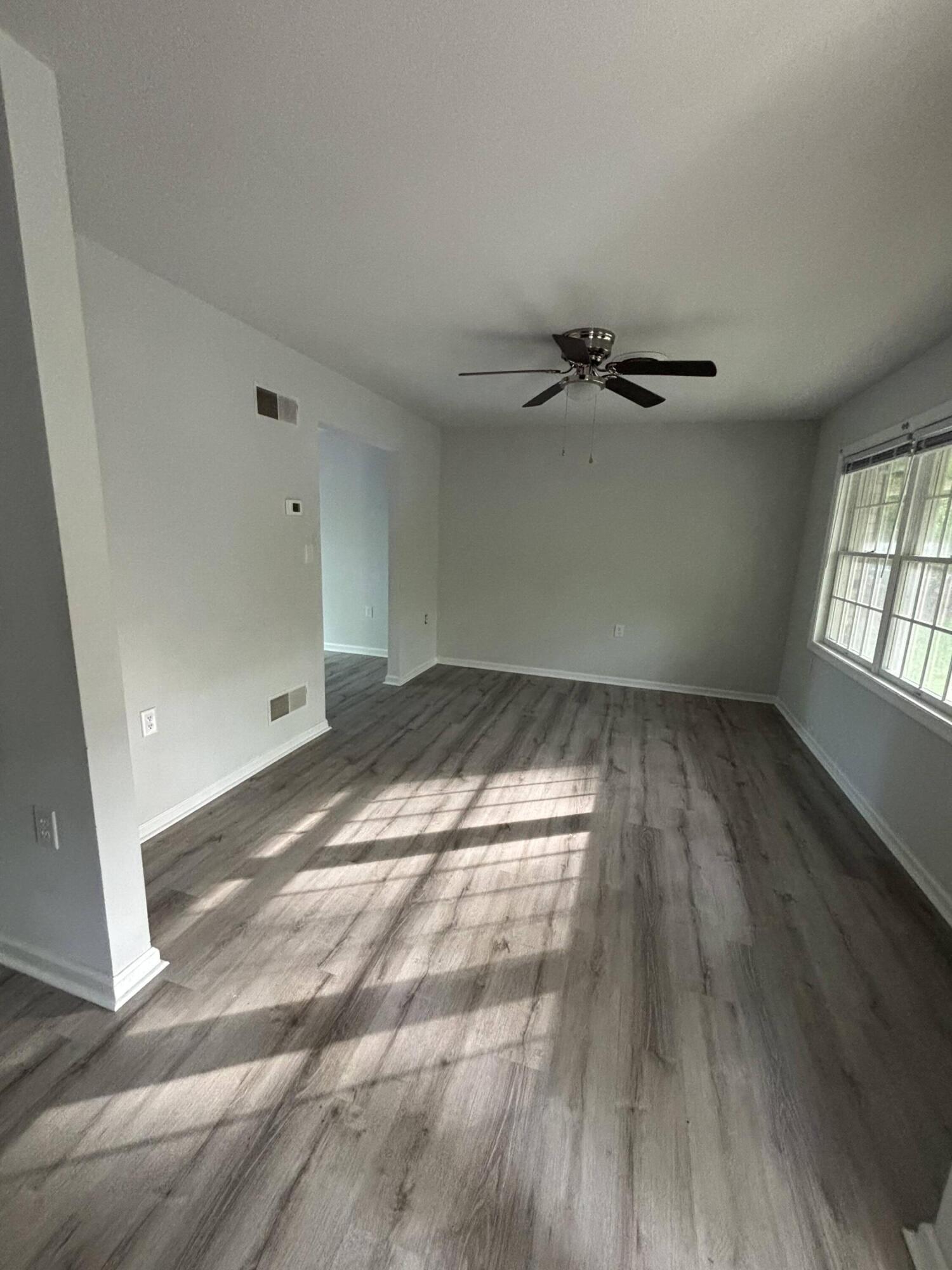 2754 Hedgerow Lane, Stroudsburg, Pennsylvania image 6