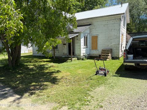Homes For Sale - 322 Park Avenue<br/> Warren, PA 16365