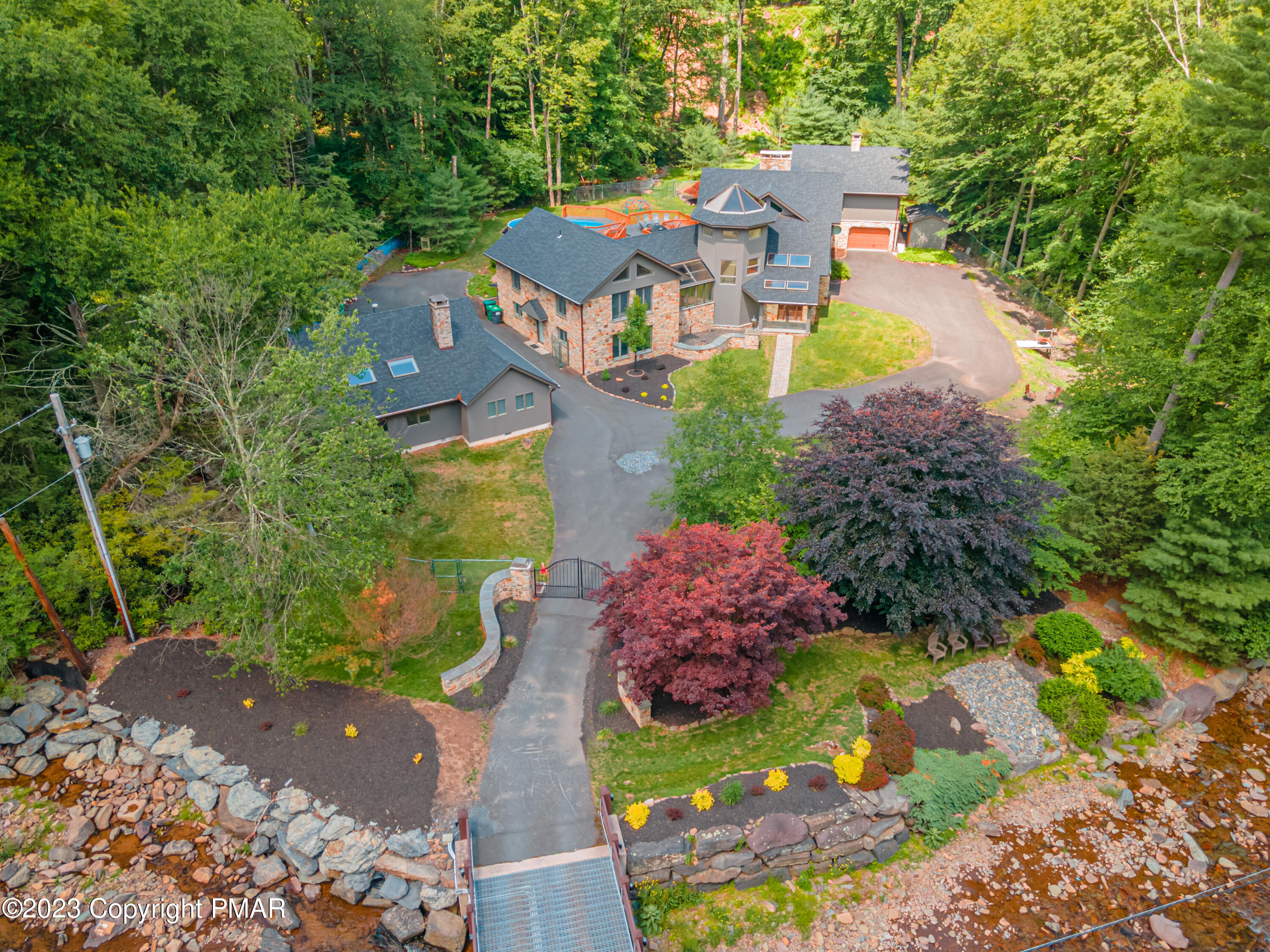 386 Camelback Road, Tannersville, Pennsylvania image 2