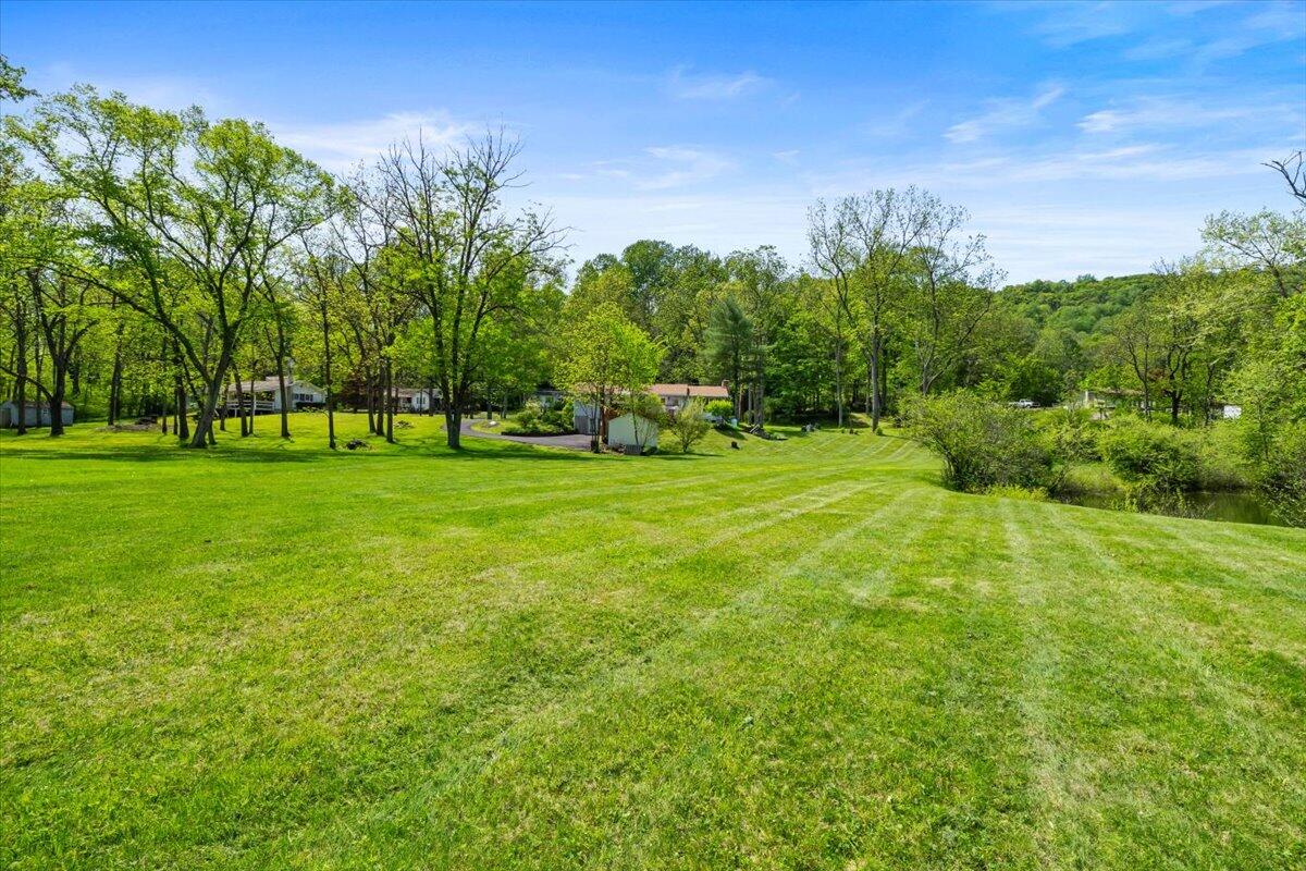 7468 Cherry Valley Road, Stroudsburg, Pennsylvania image 9